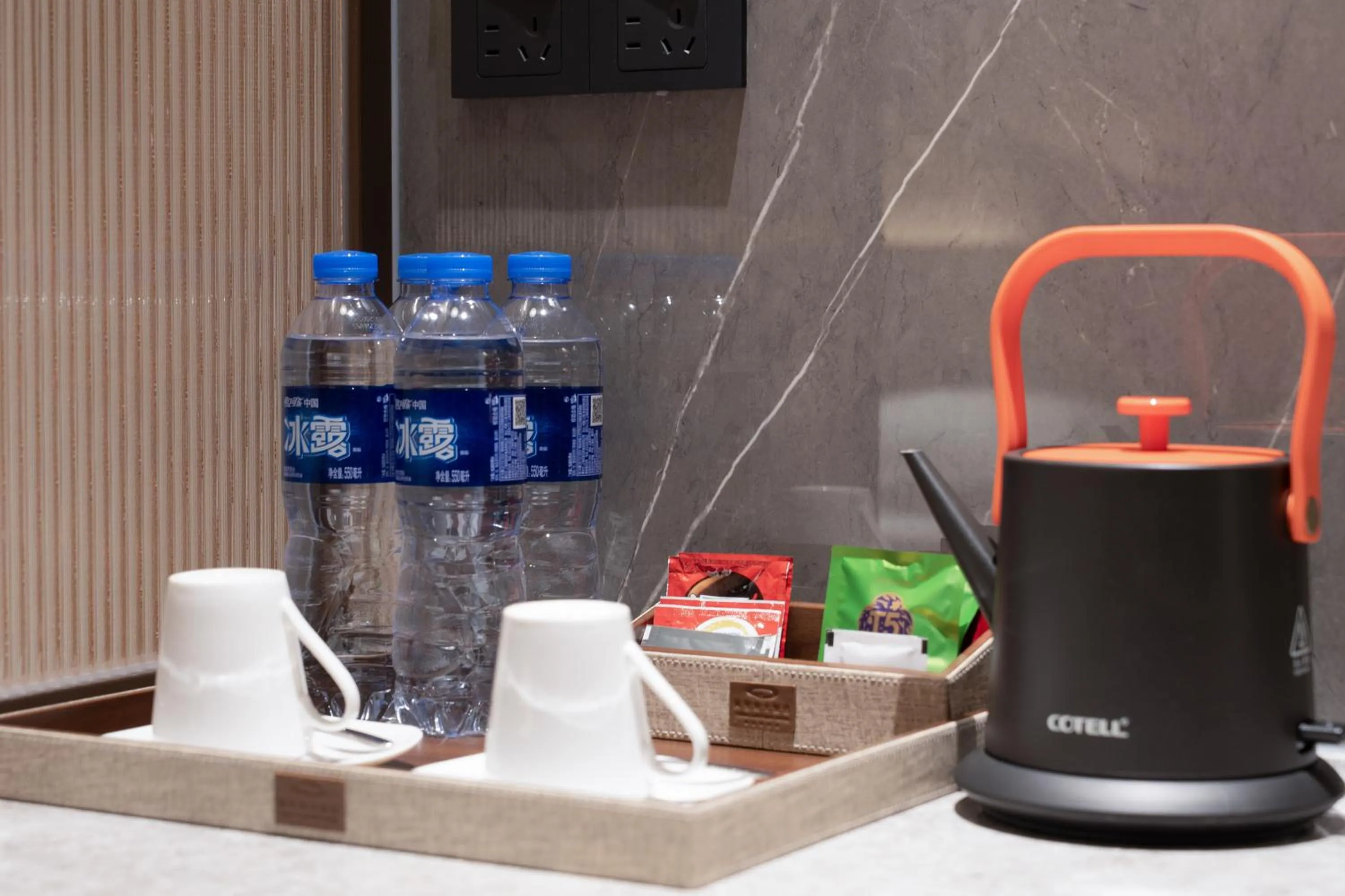 Coffee/tea facilities in Suzhou Tongli Lake View Hotel
