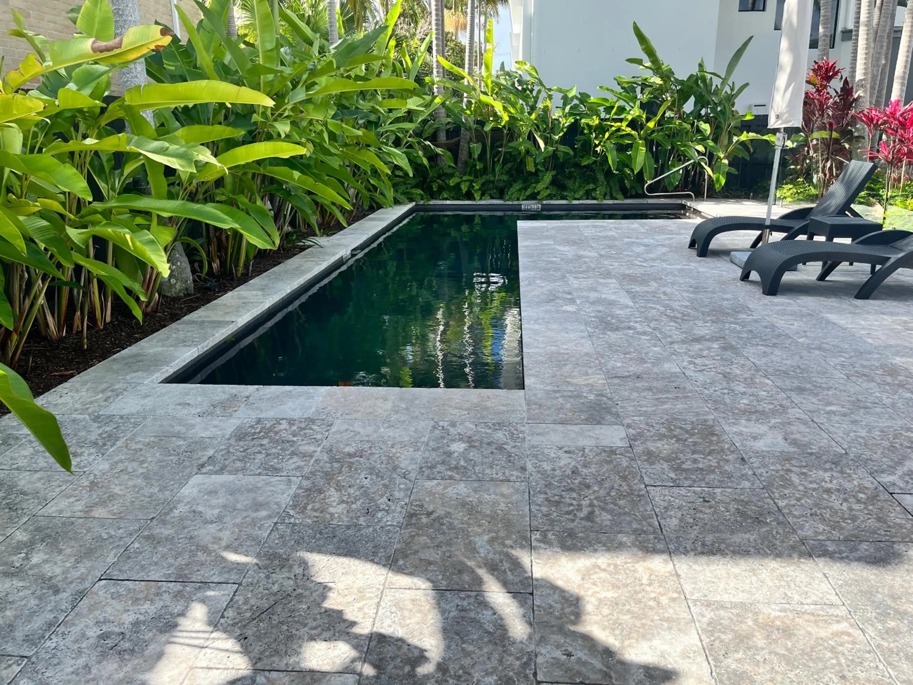 Swimming pool in Noosa Village River Resort