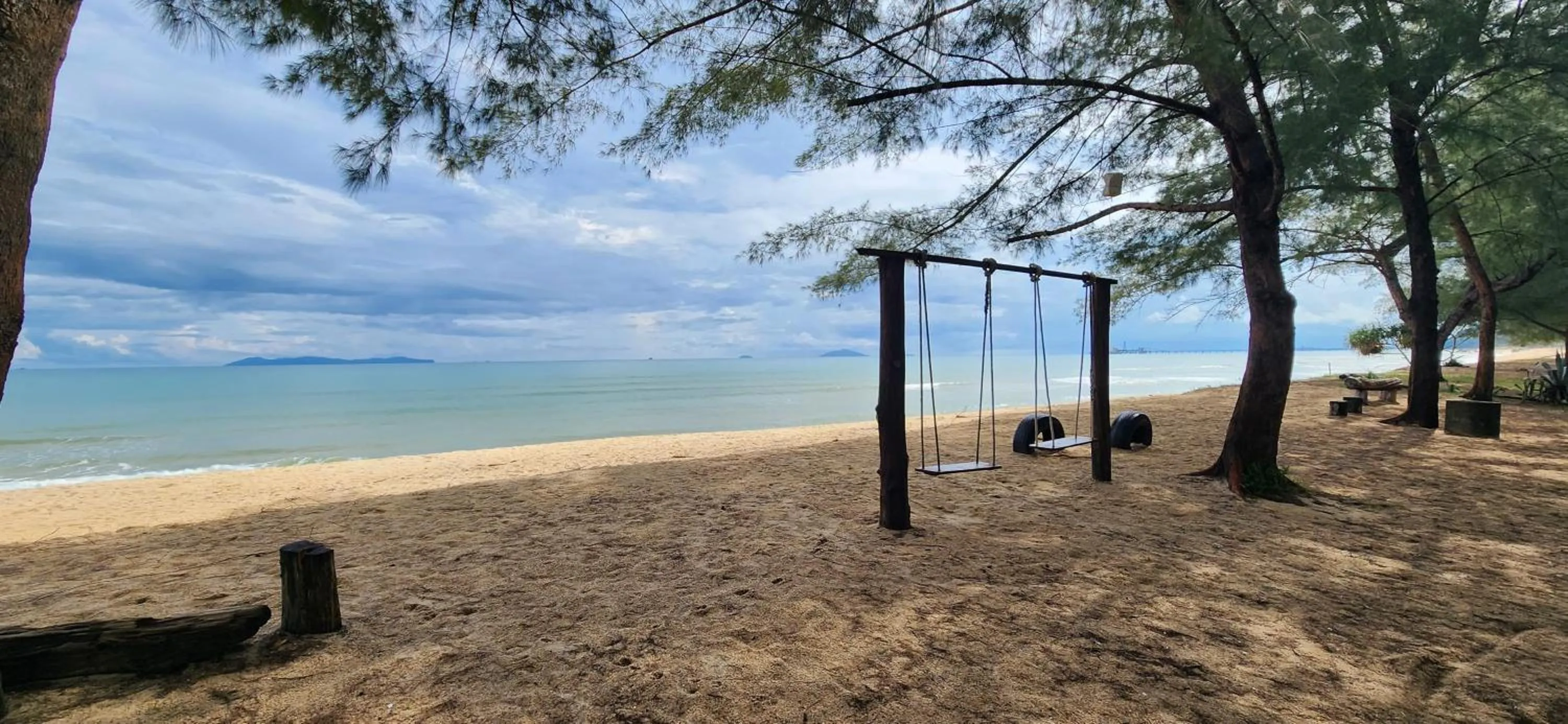 Pandan Laut Beach Resort