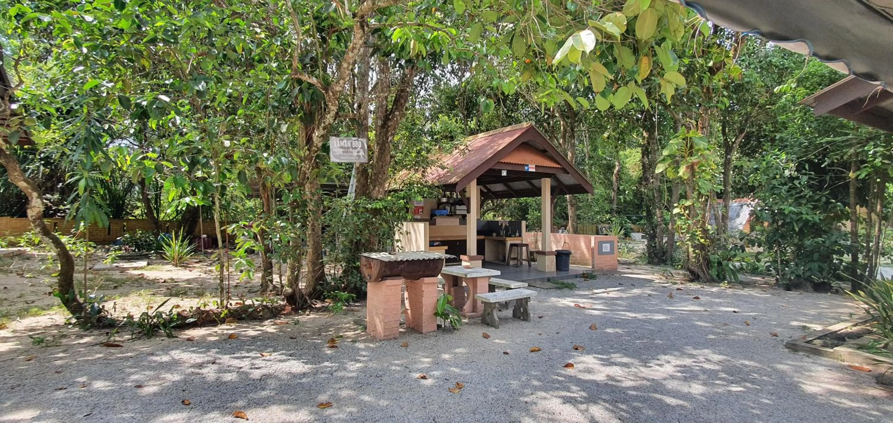 Pandan Laut Beach Resort