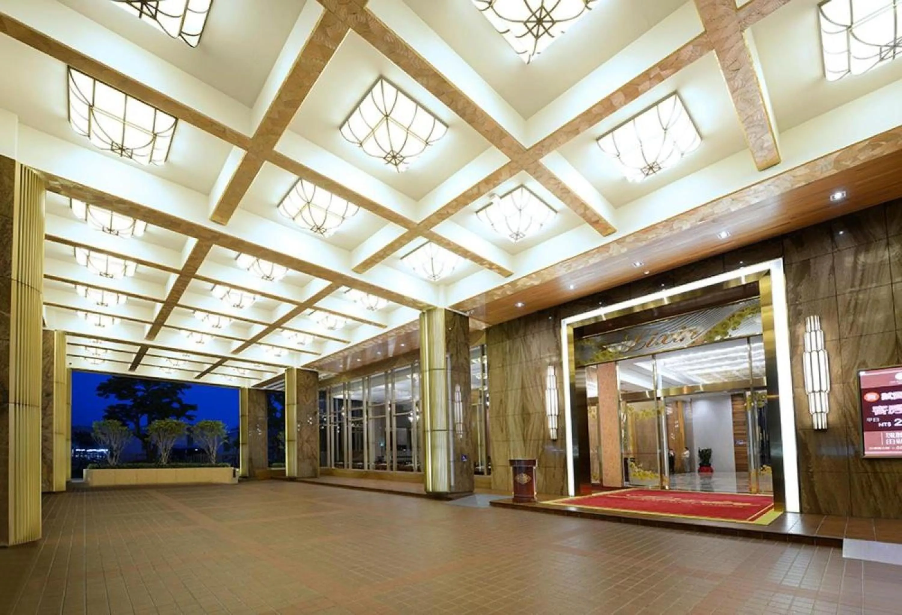 Property building in CHECK inn Select Tainan Yongkang