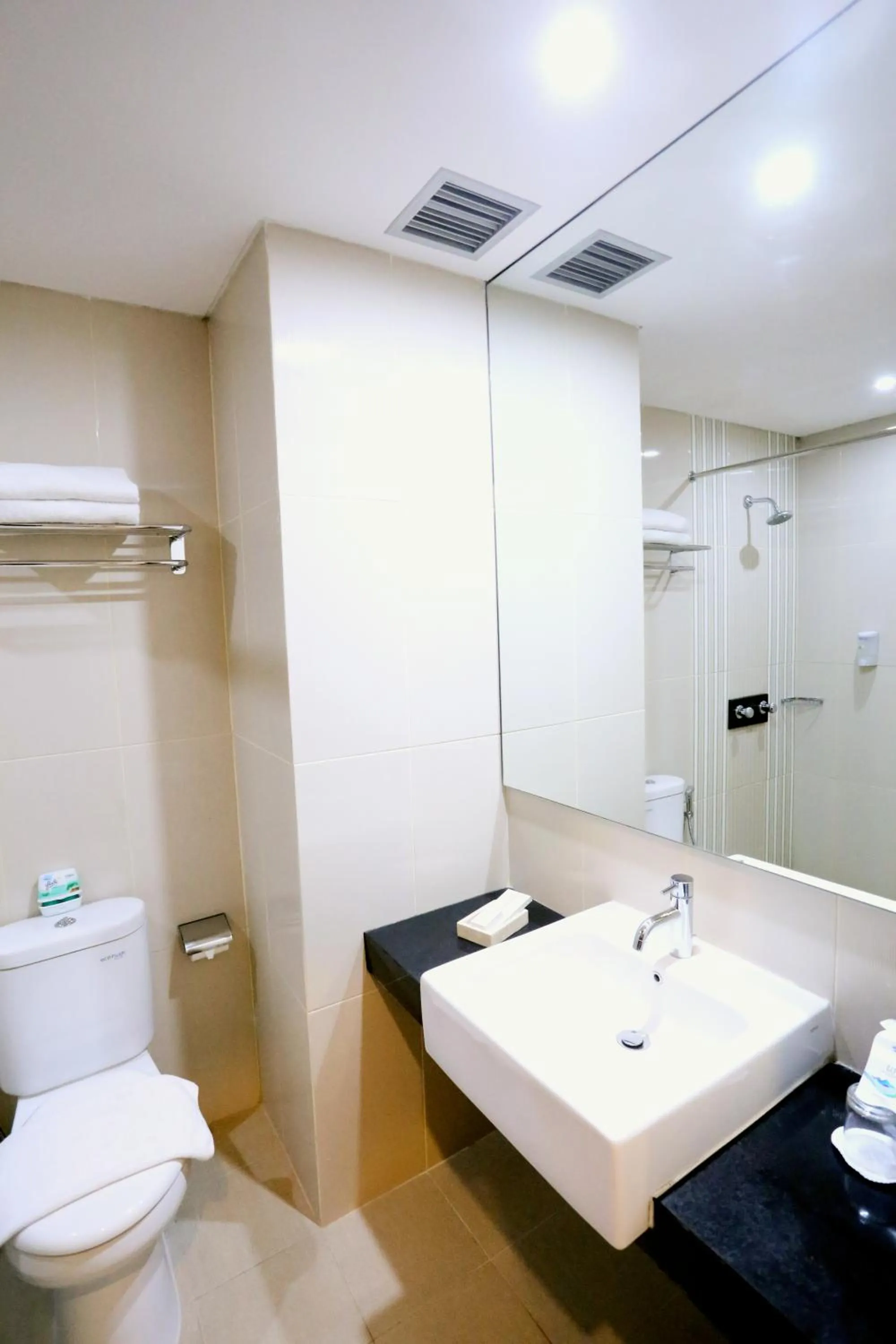 Bathroom in Grand HAP Solo