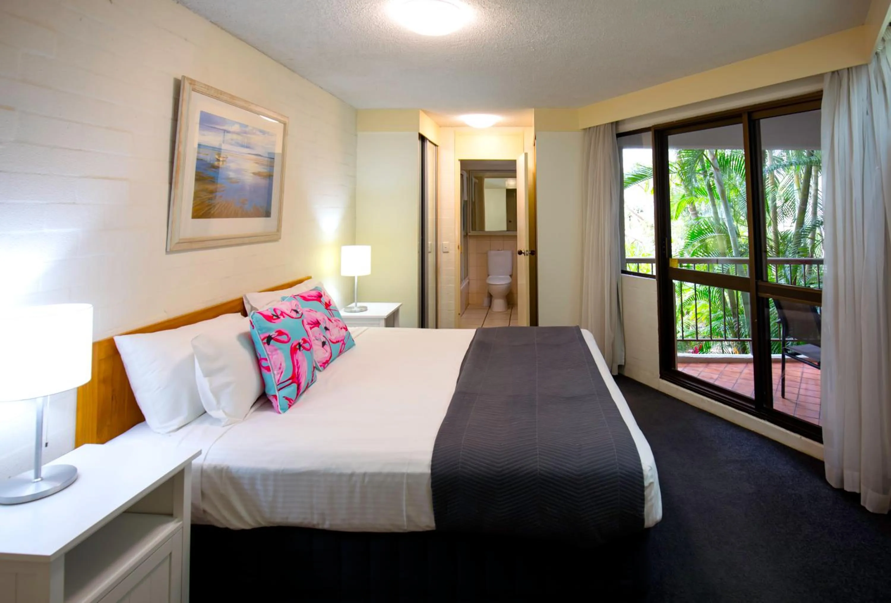 Bedroom, Bed in Ocean Breeze Resort