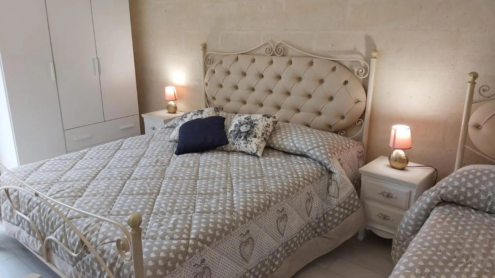 Bed in B&B Giardino Isabella