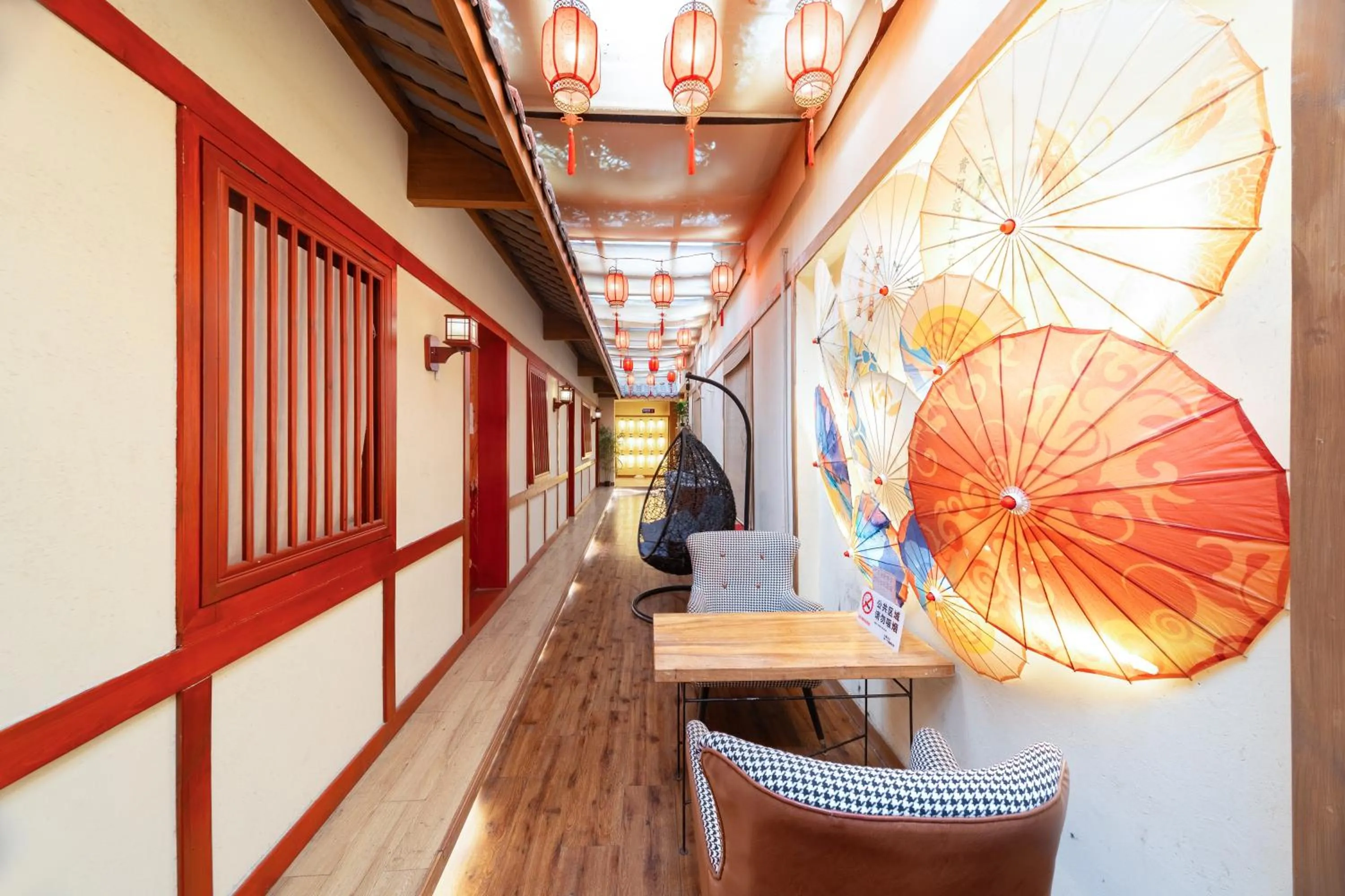 Seating area in Nova Traveller's Lodge