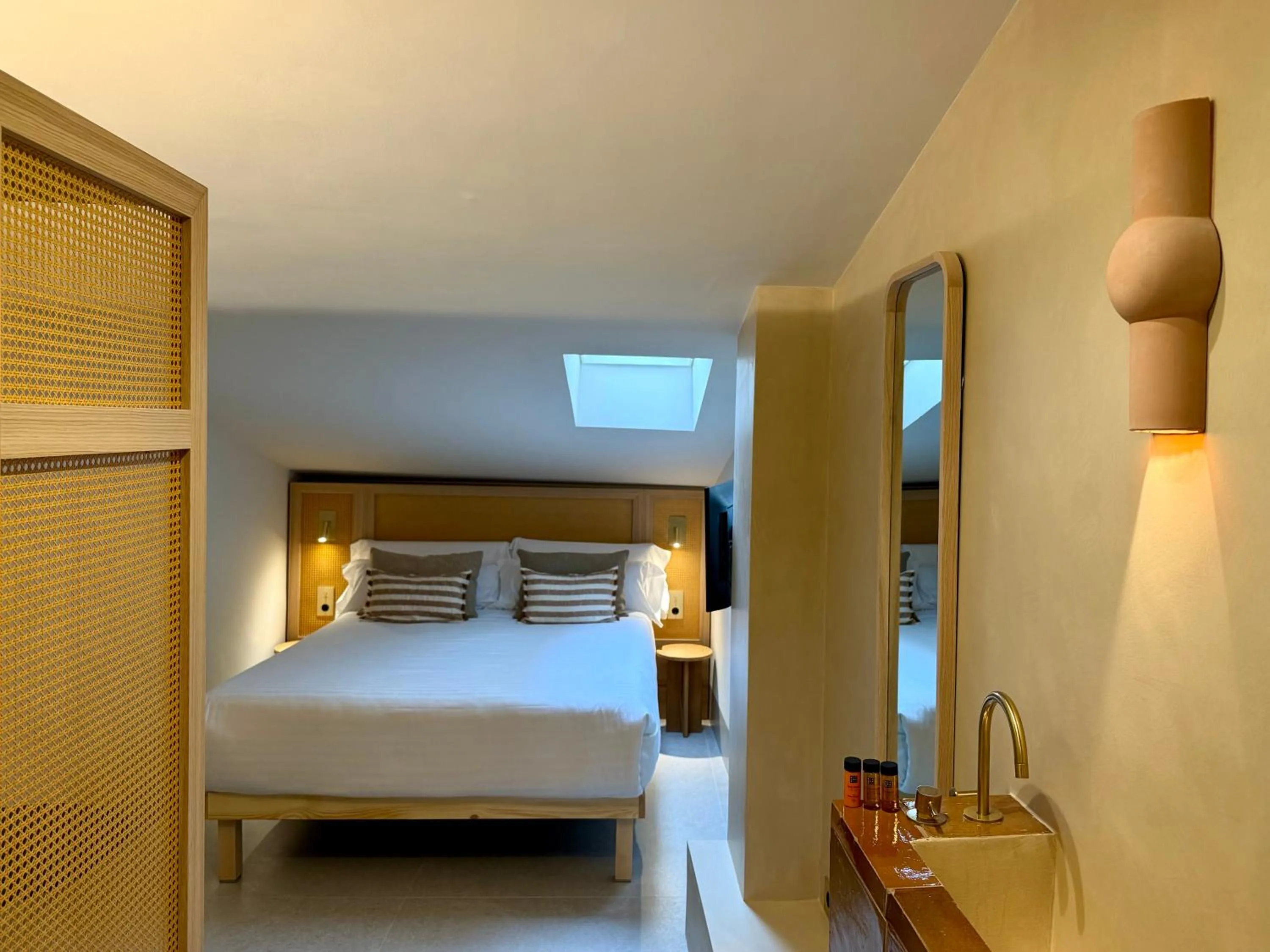 Shower, Bed in Cosy Rooms Tapinería