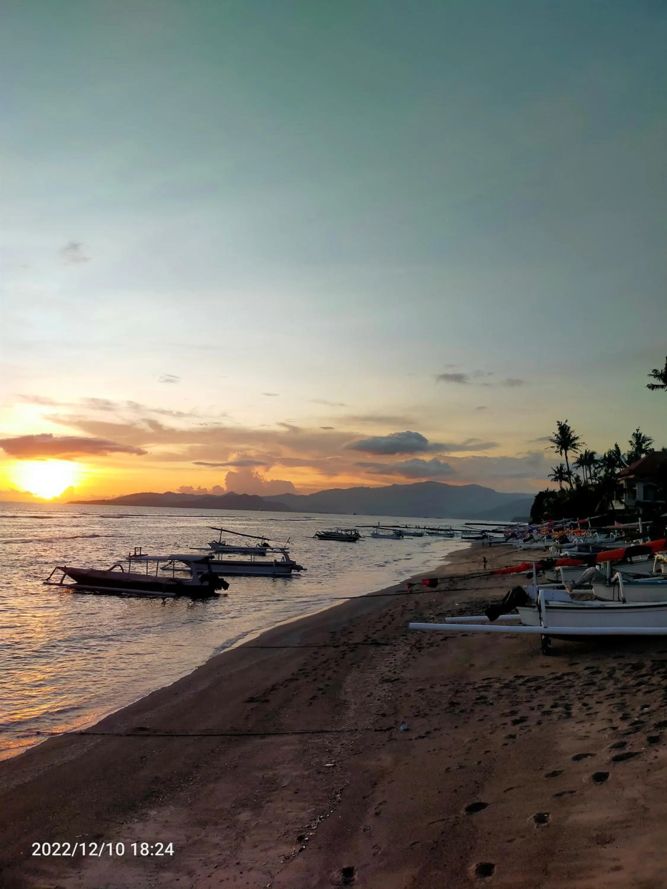 Puri Oka Beach Bungalows