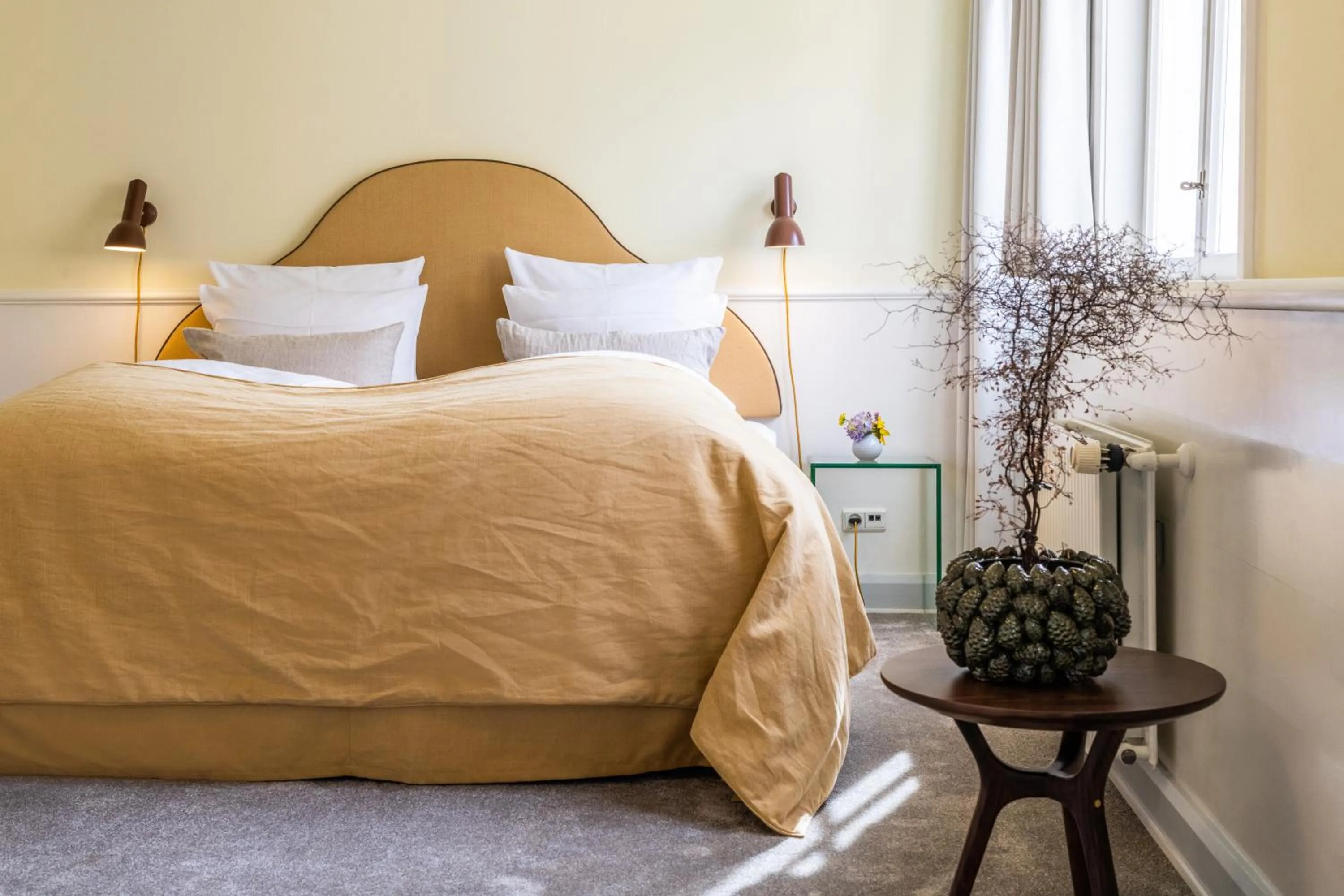 Bedroom, Bed in Molskroen