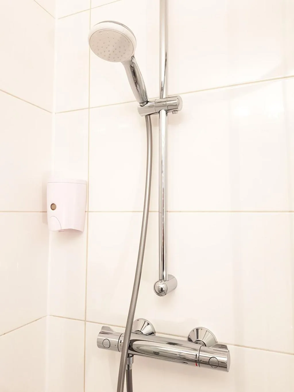 Shower in Aparthotel Pan Haus