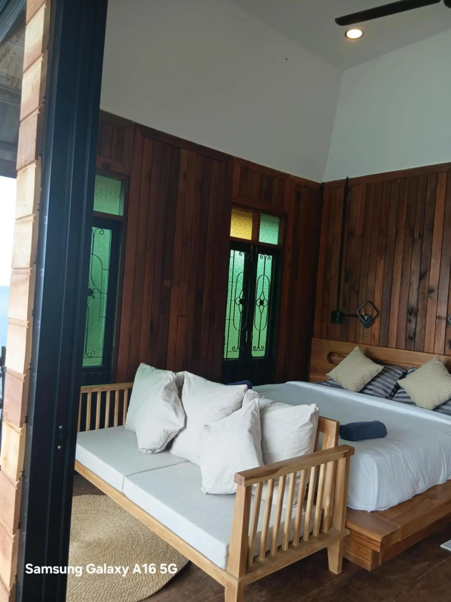Photo of the whole room, Bed in Chabalay Resort