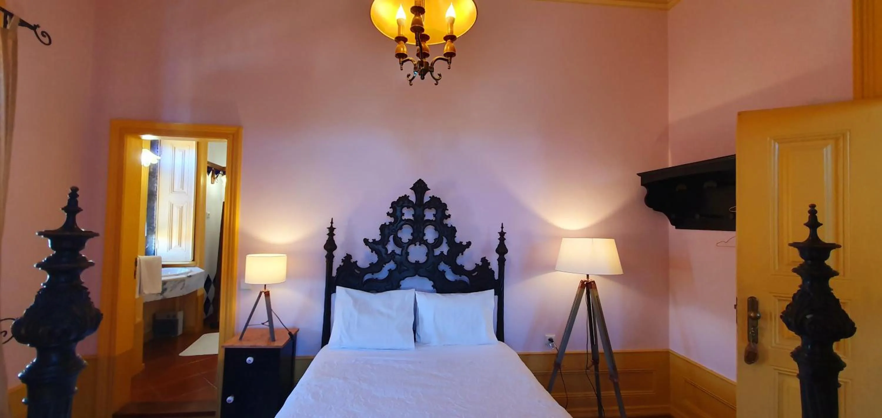 Bed in Casa do Fundo - Sustainable & Ecotourism