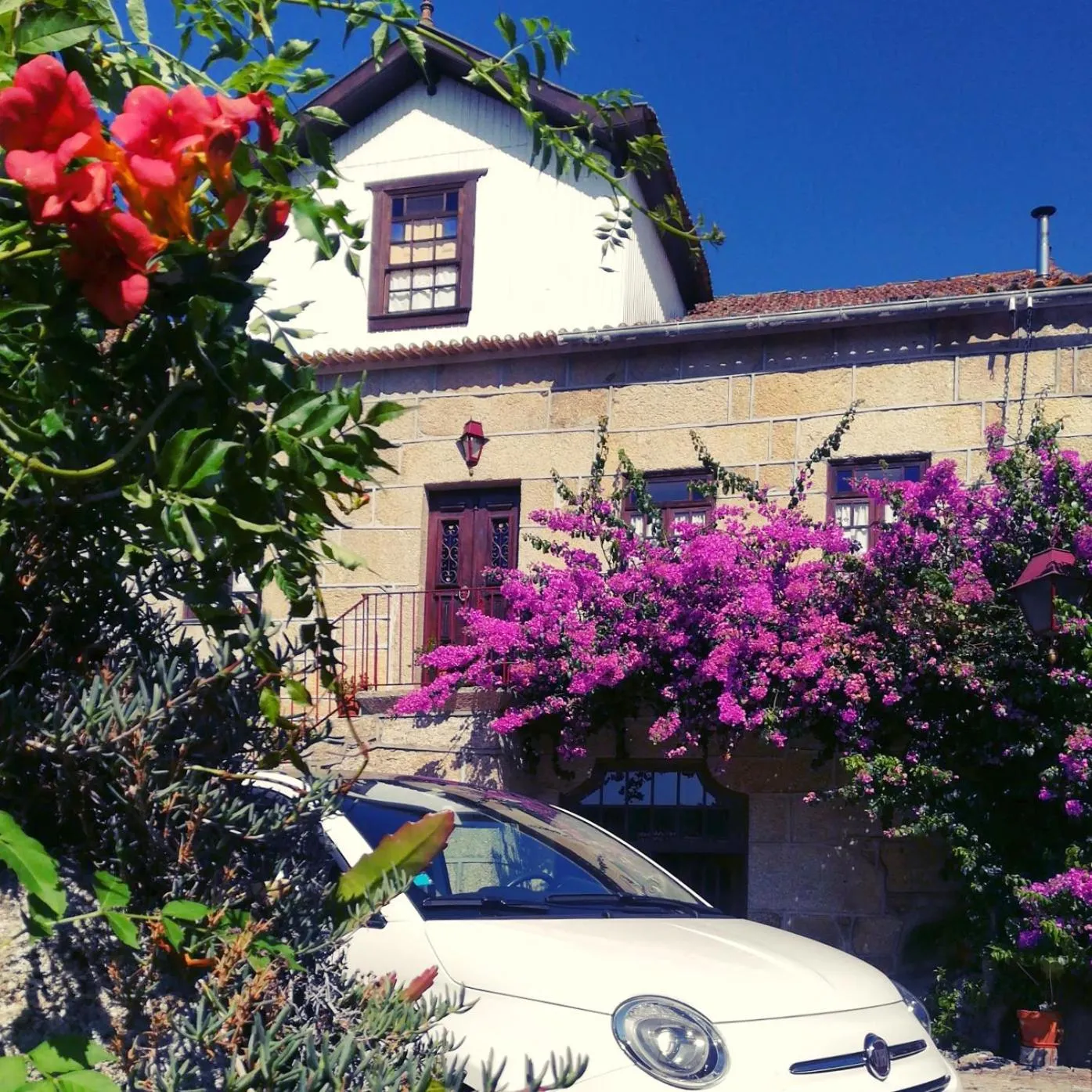 Property building in Casa do Fundo - Sustainable & Ecotourism