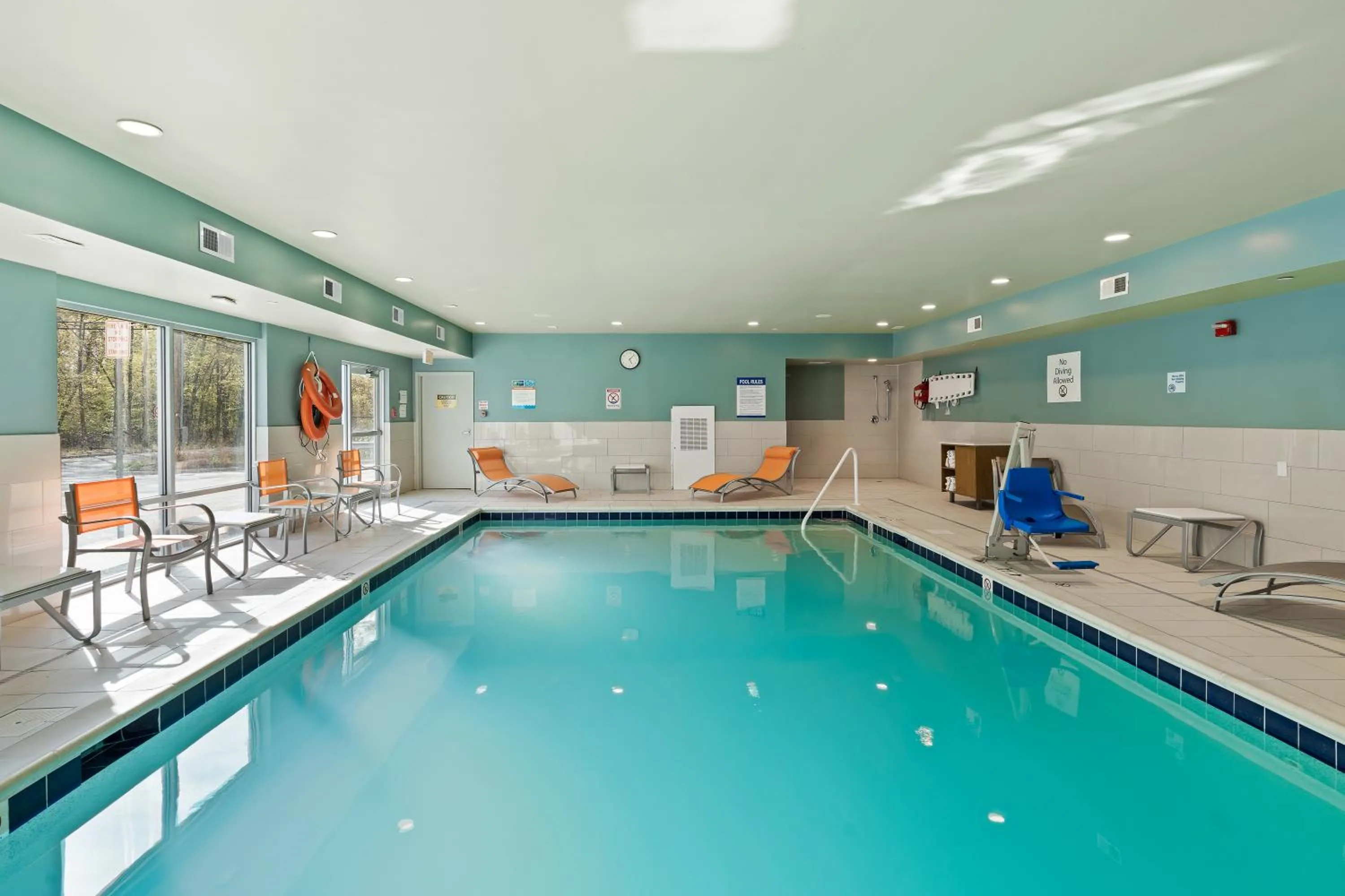 Swimming pool in Holiday Inn Express & Suites - North Brunswick by IHG