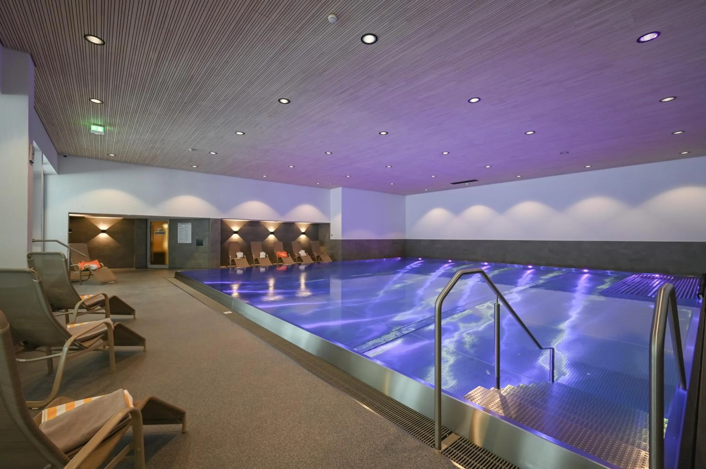 Swimming pool in Aparthotel Kleinwalsertal