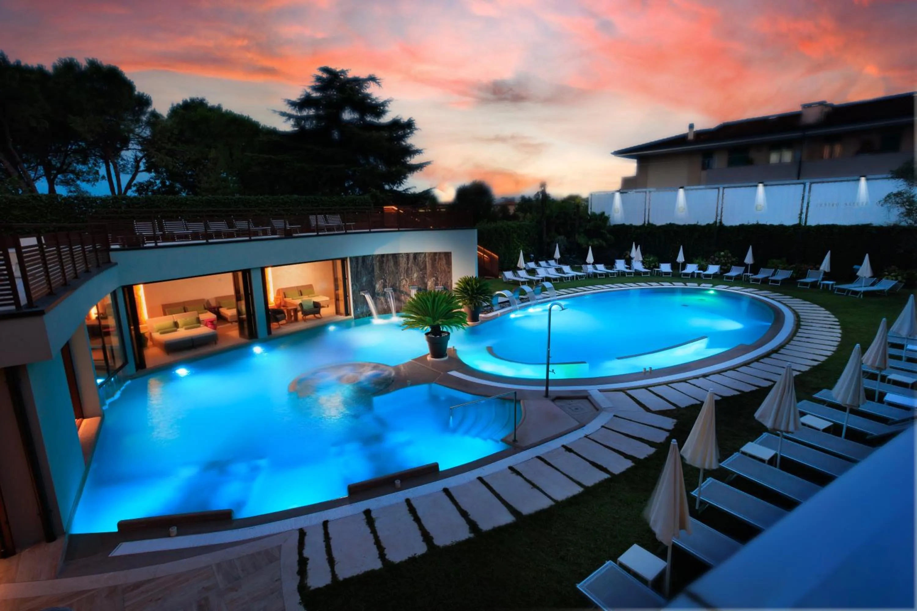 Swimming pool in Hotel Quisisana Terme