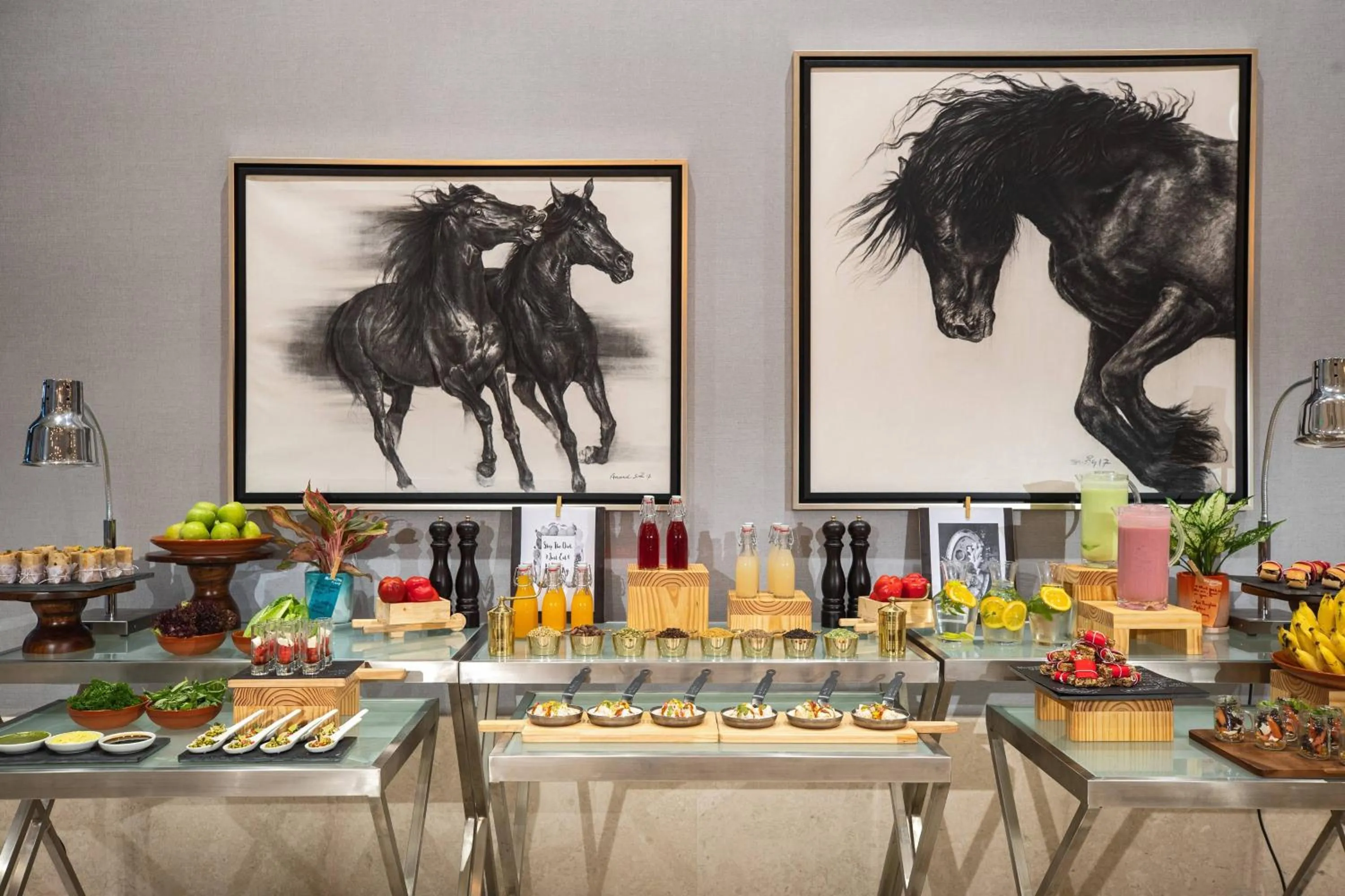 Meeting/conference room in Renaissance Bengaluru Race Course Hotel