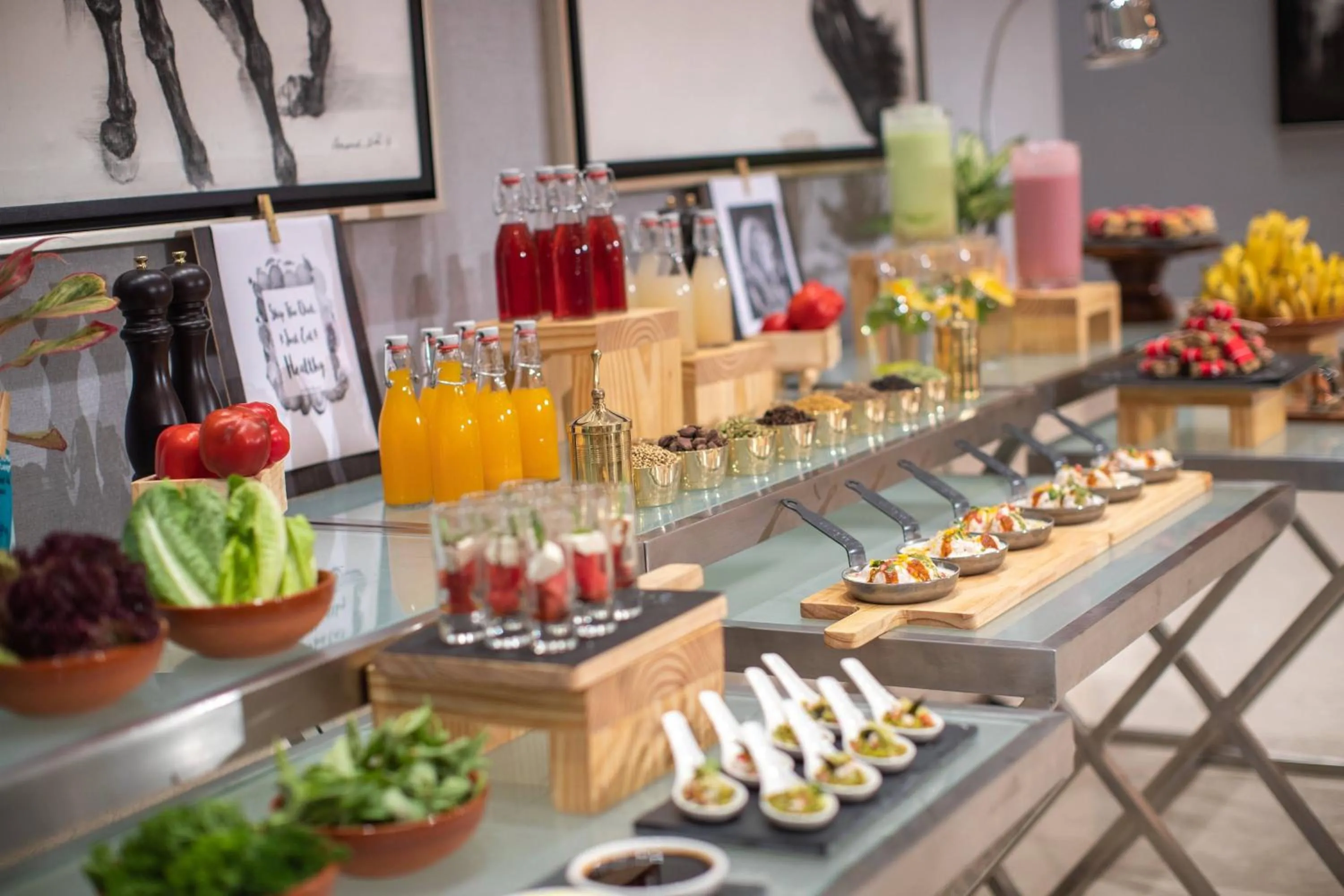 Meeting/conference room in Renaissance Bengaluru Race Course Hotel