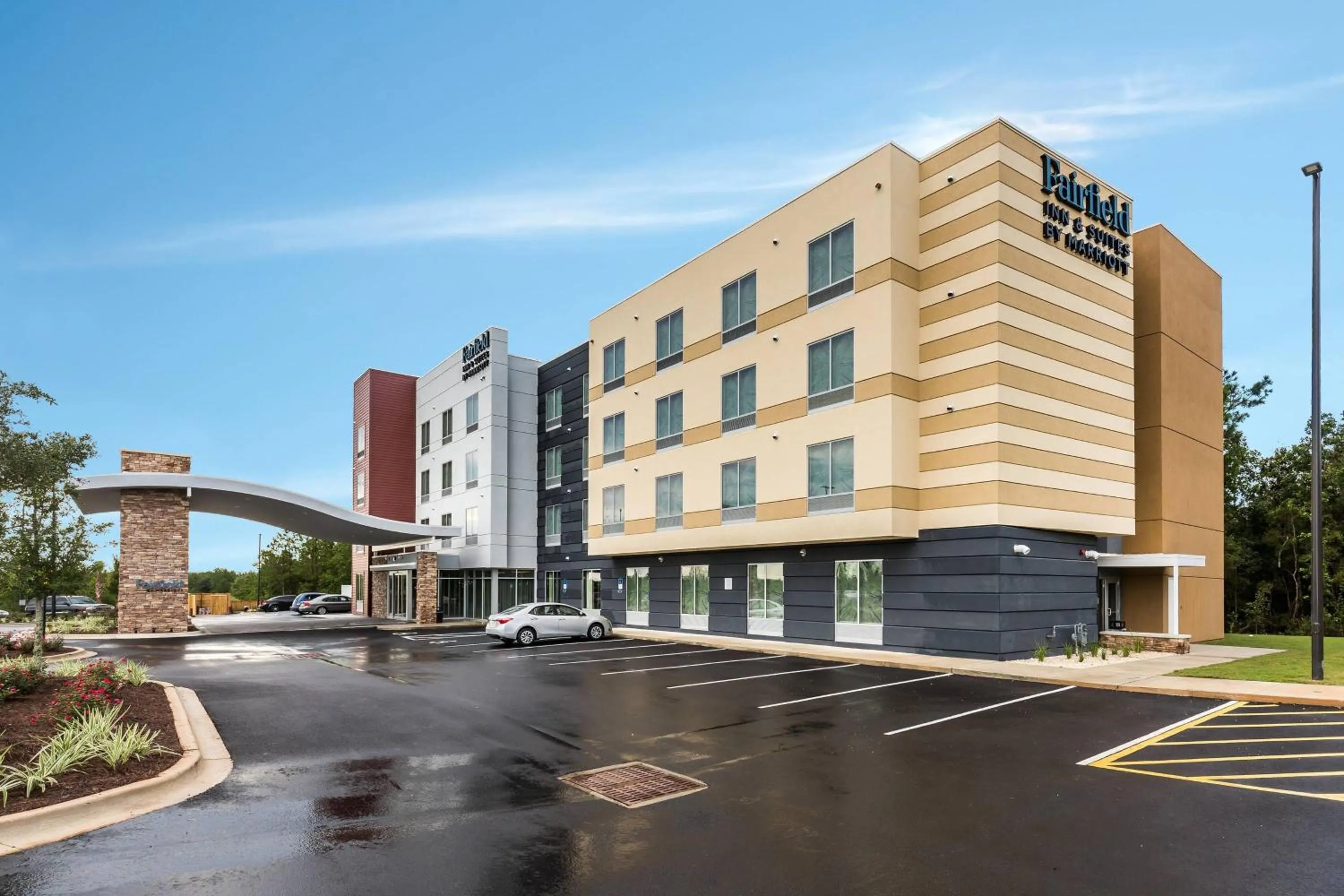 Property building in Fairfield Inn & Suites by Marriott Crestview