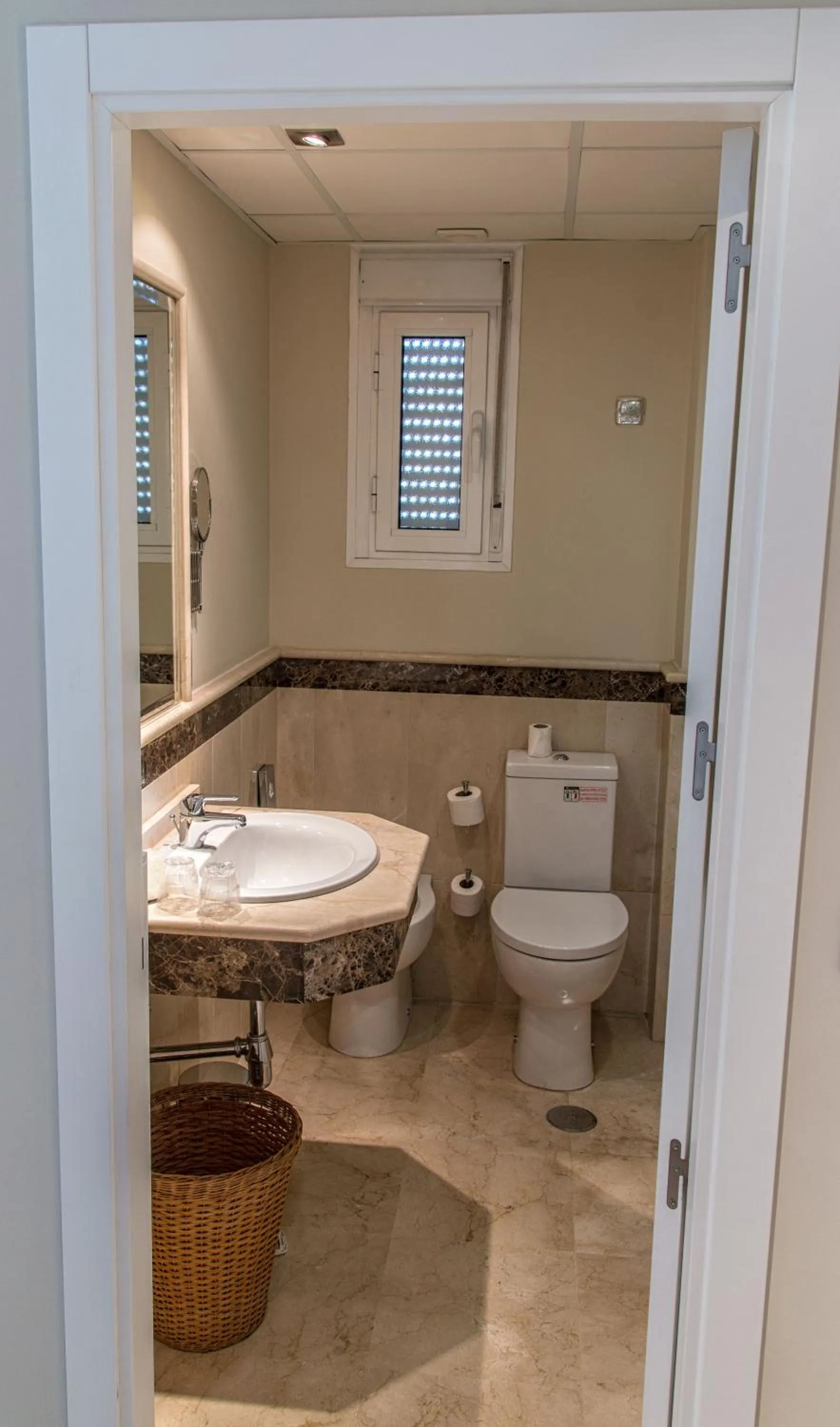 Bathroom in Hotel Sevilla