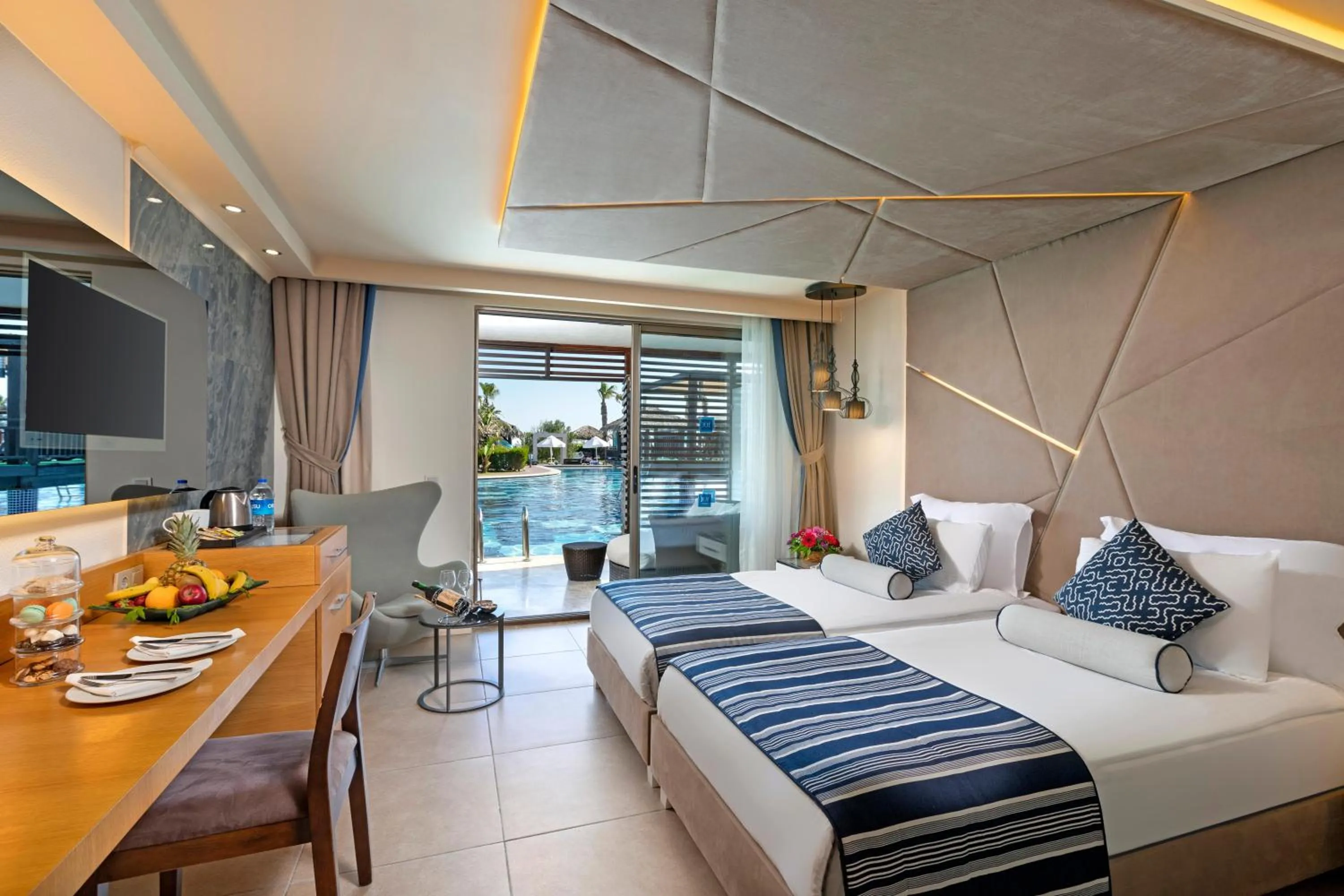 Photo of the whole room, Bed in Sherwood Blue Belek - Adults Only