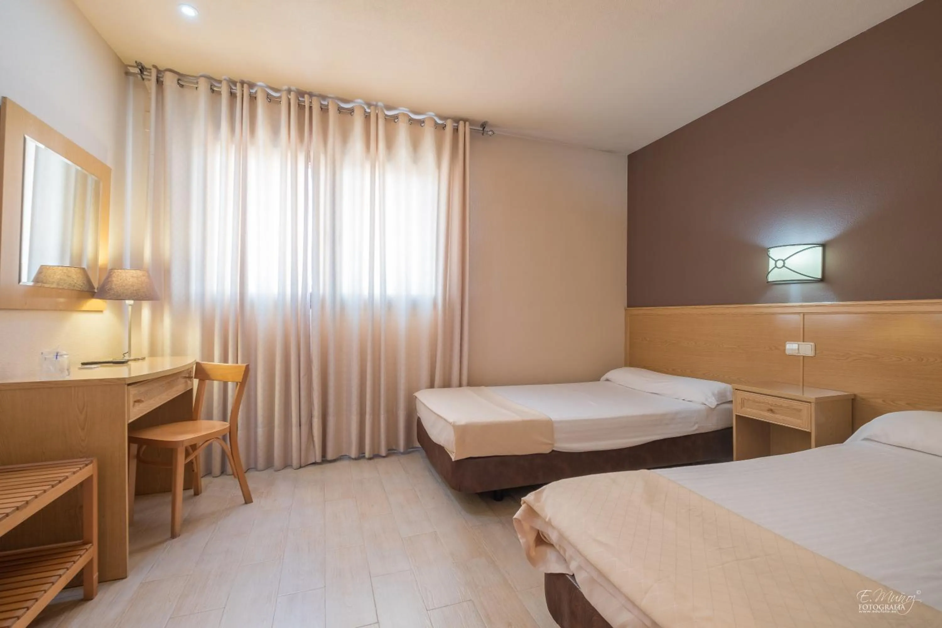 Photo of the whole room, Bed in Hotel Vivar