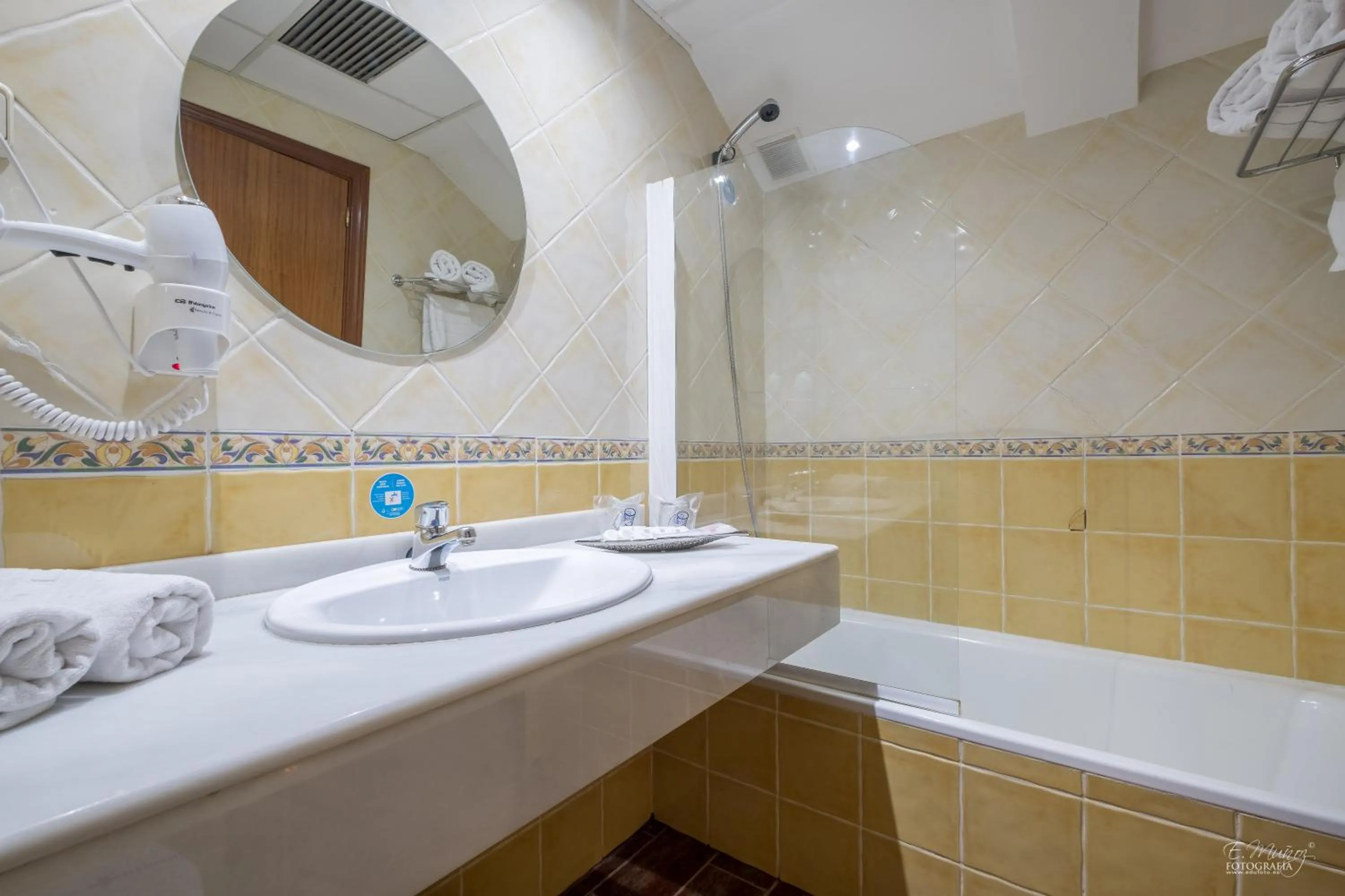 Bathroom in Hotel Vivar