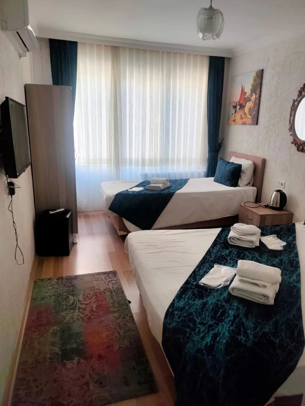 Bed in Hotel Estambul