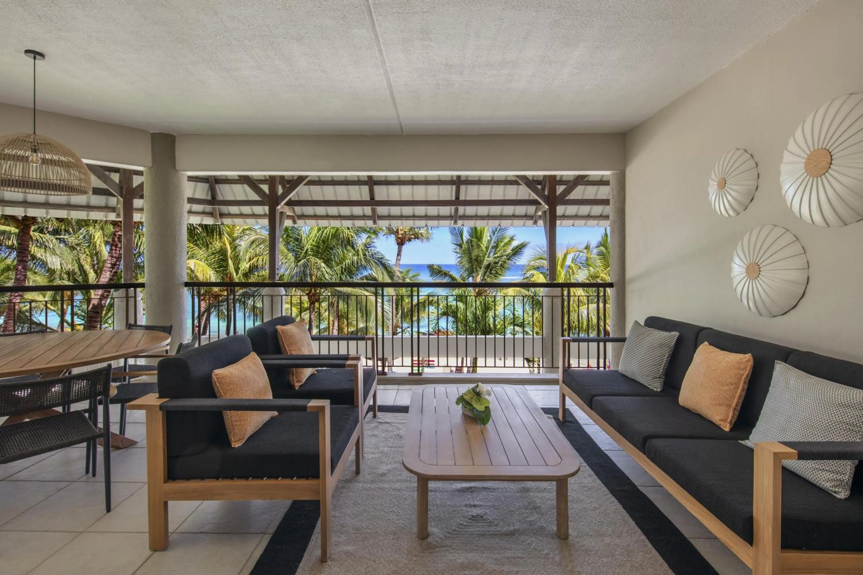 Balcony/Terrace in Victoria Beachcomber Resort & Spa