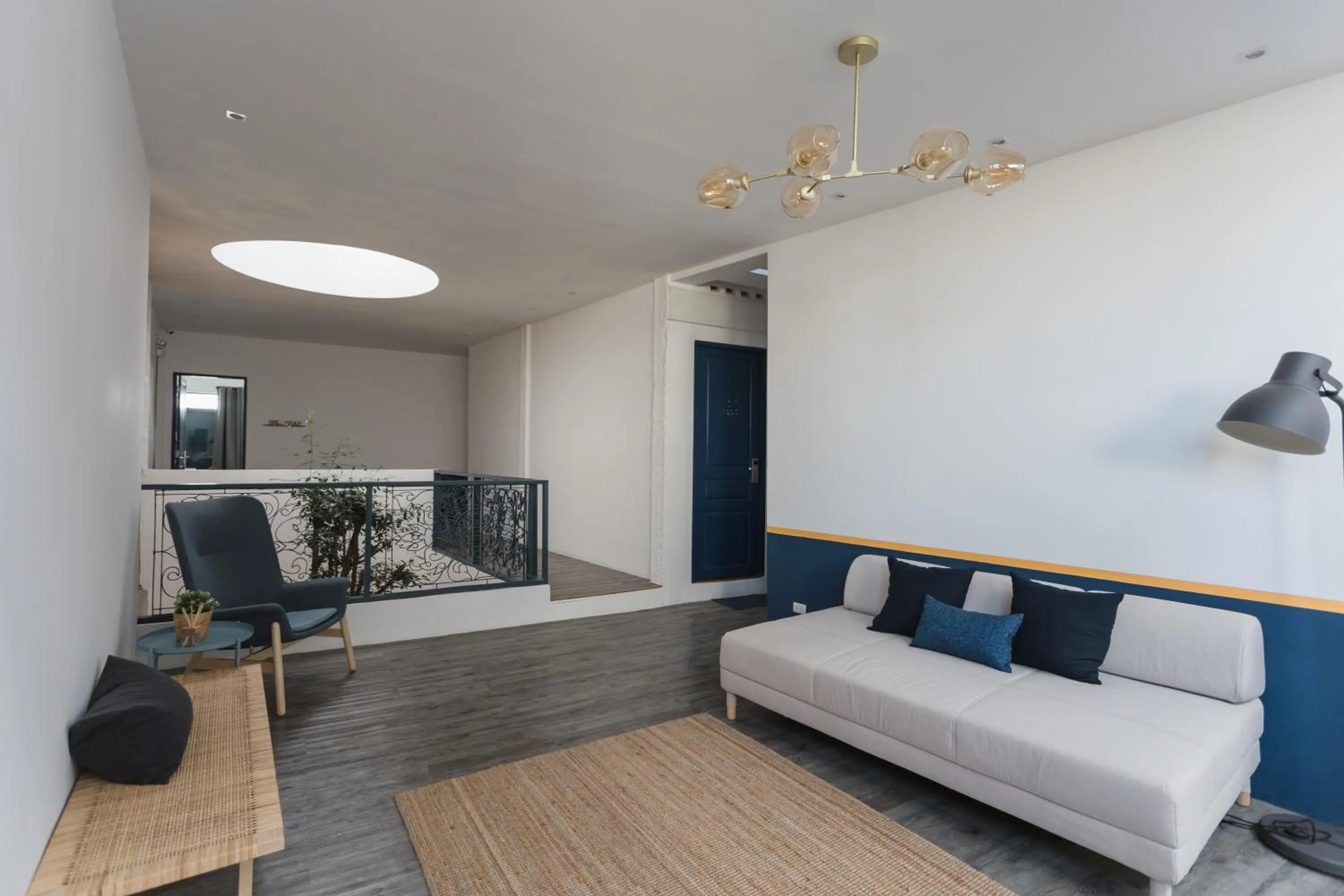 Living room in Spinomad hostel