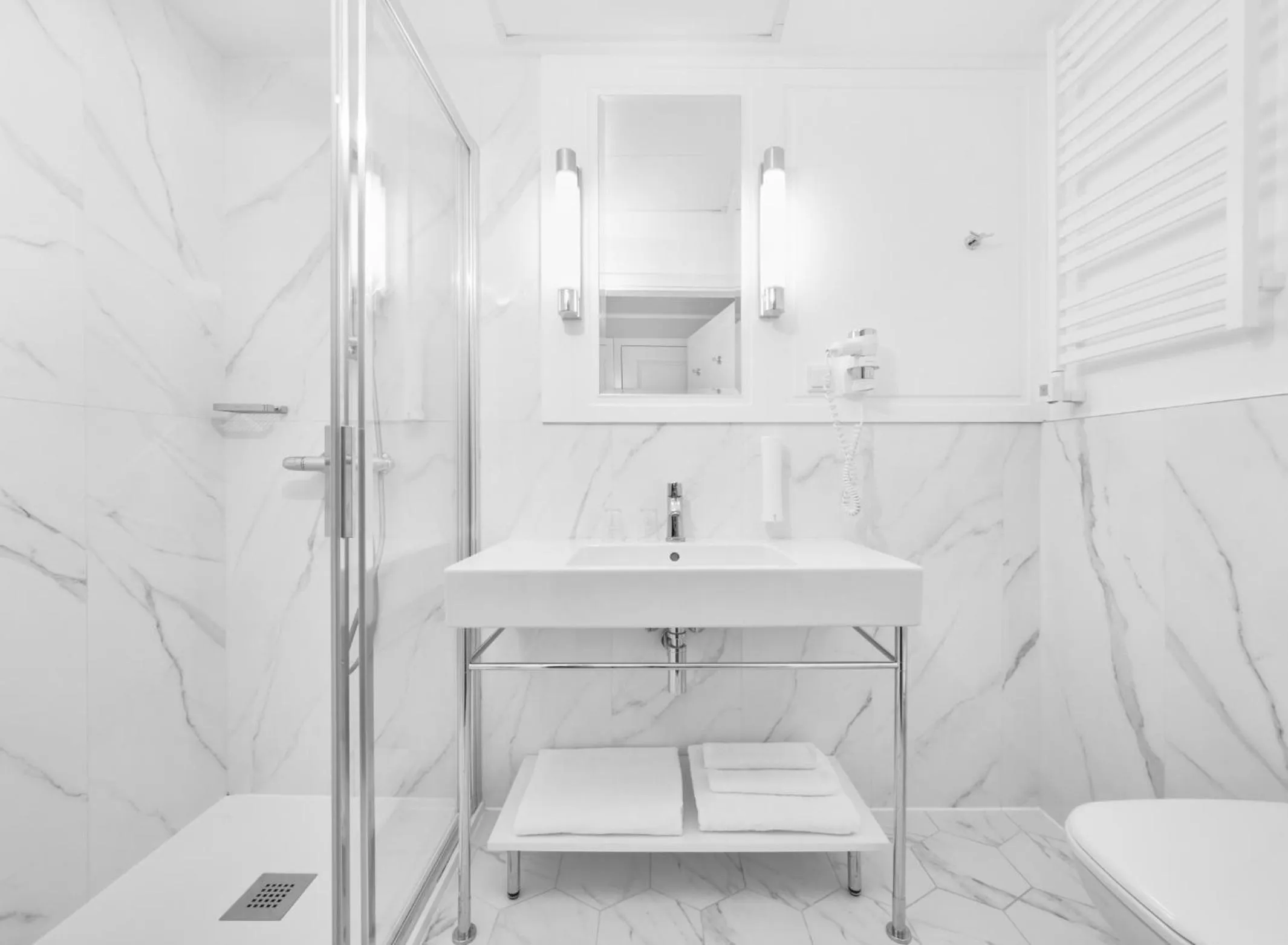 Shower in Baltic Park Fort by Zdrojowa