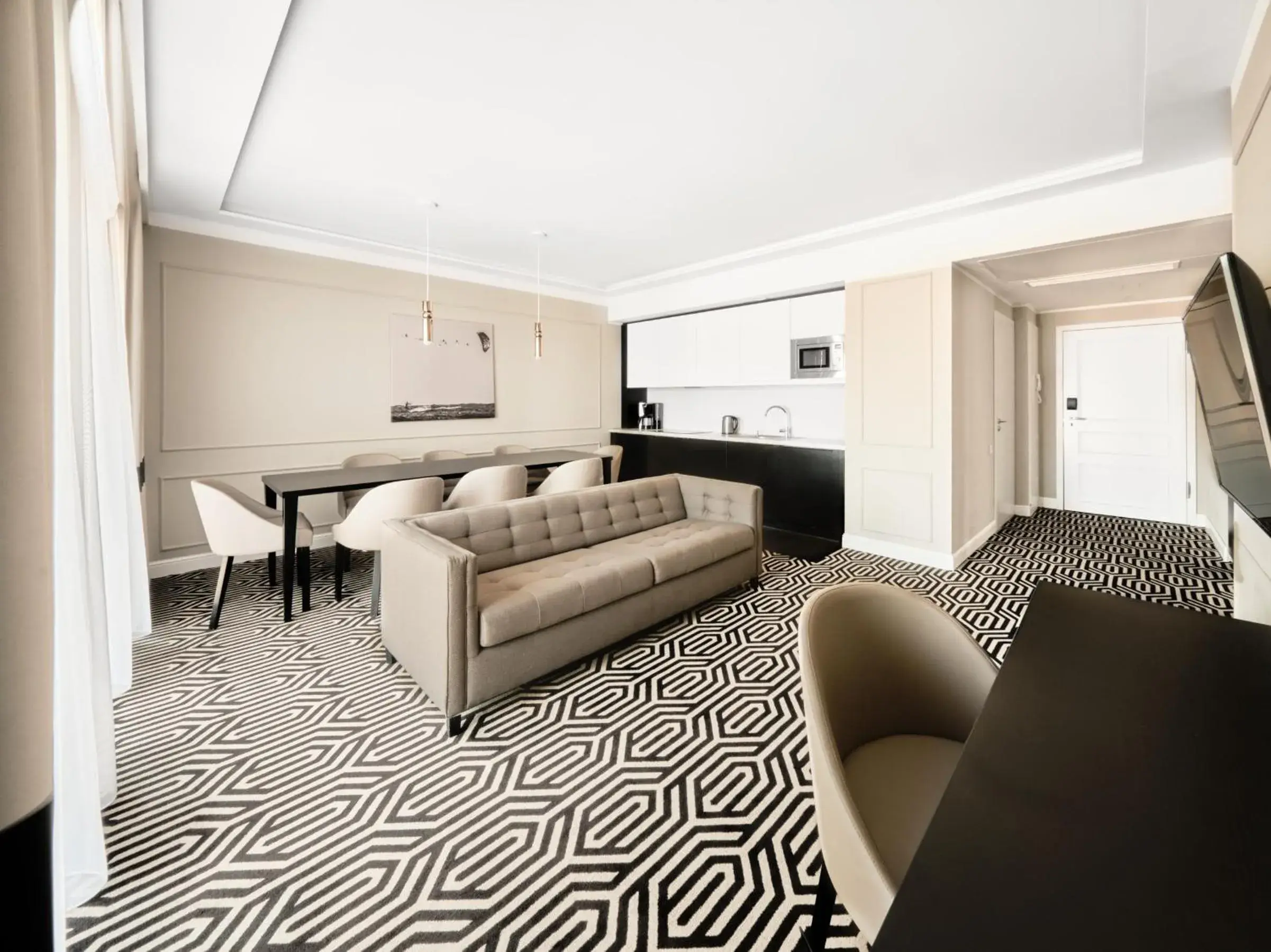 Three-Bedroom Apartment in Baltic Park Fort by Zdrojowa Three-Bedroom Apartment in Baltic Park Fort by Zdrojowa