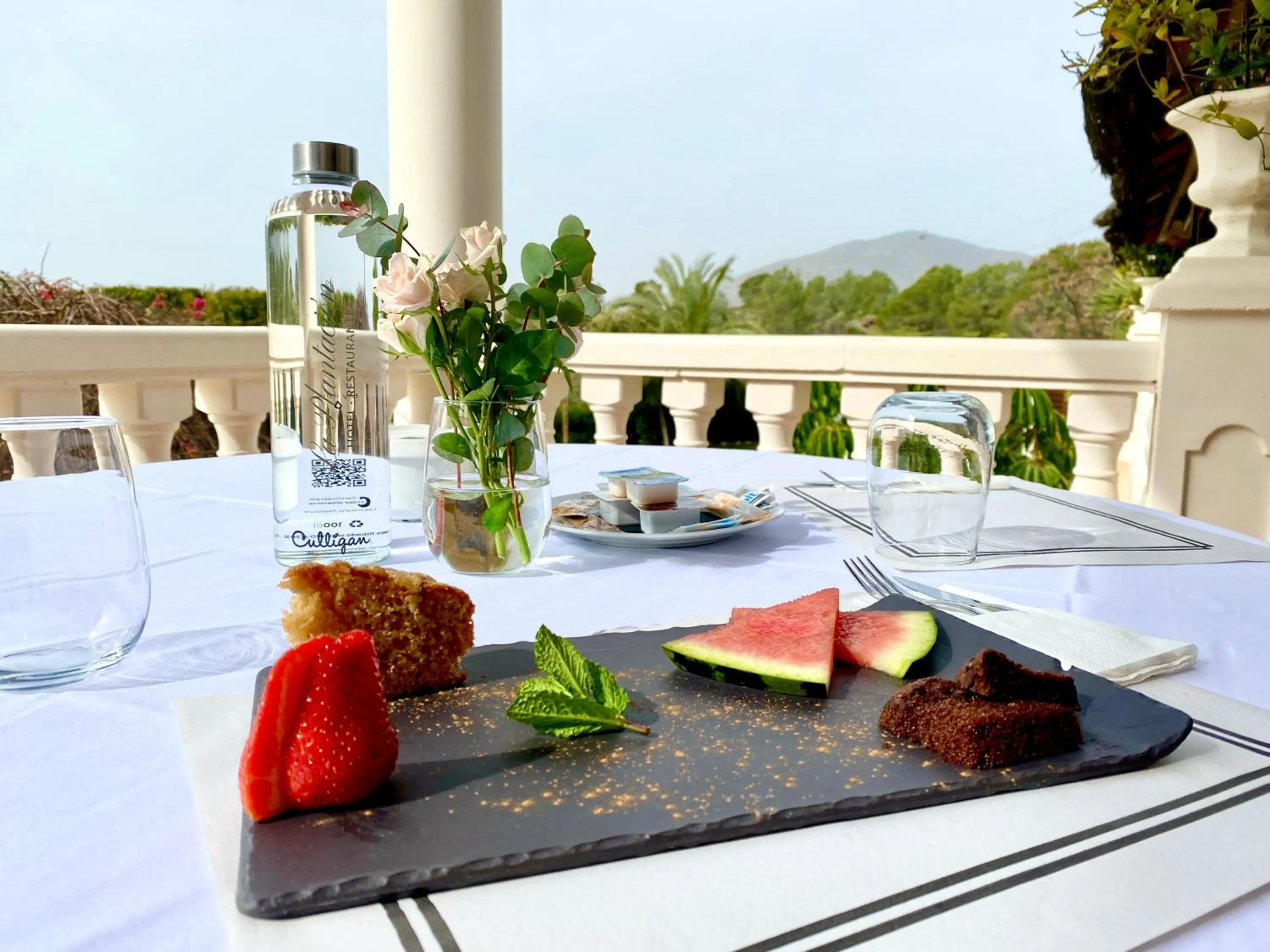 Restaurant/places to eat in Events Hotel La Plantación