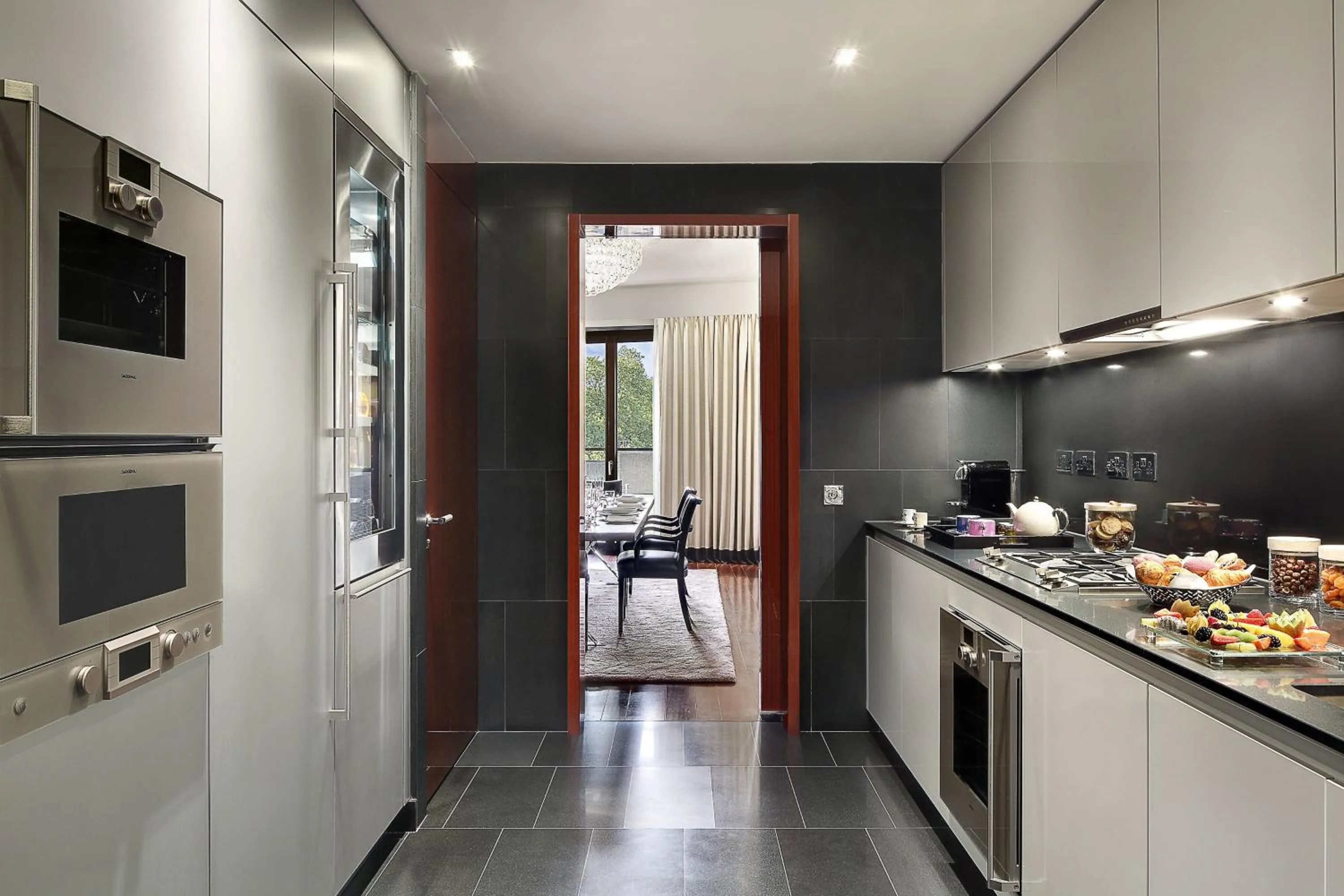 Kitchen or kitchenette in Bvlgari Hotel London
