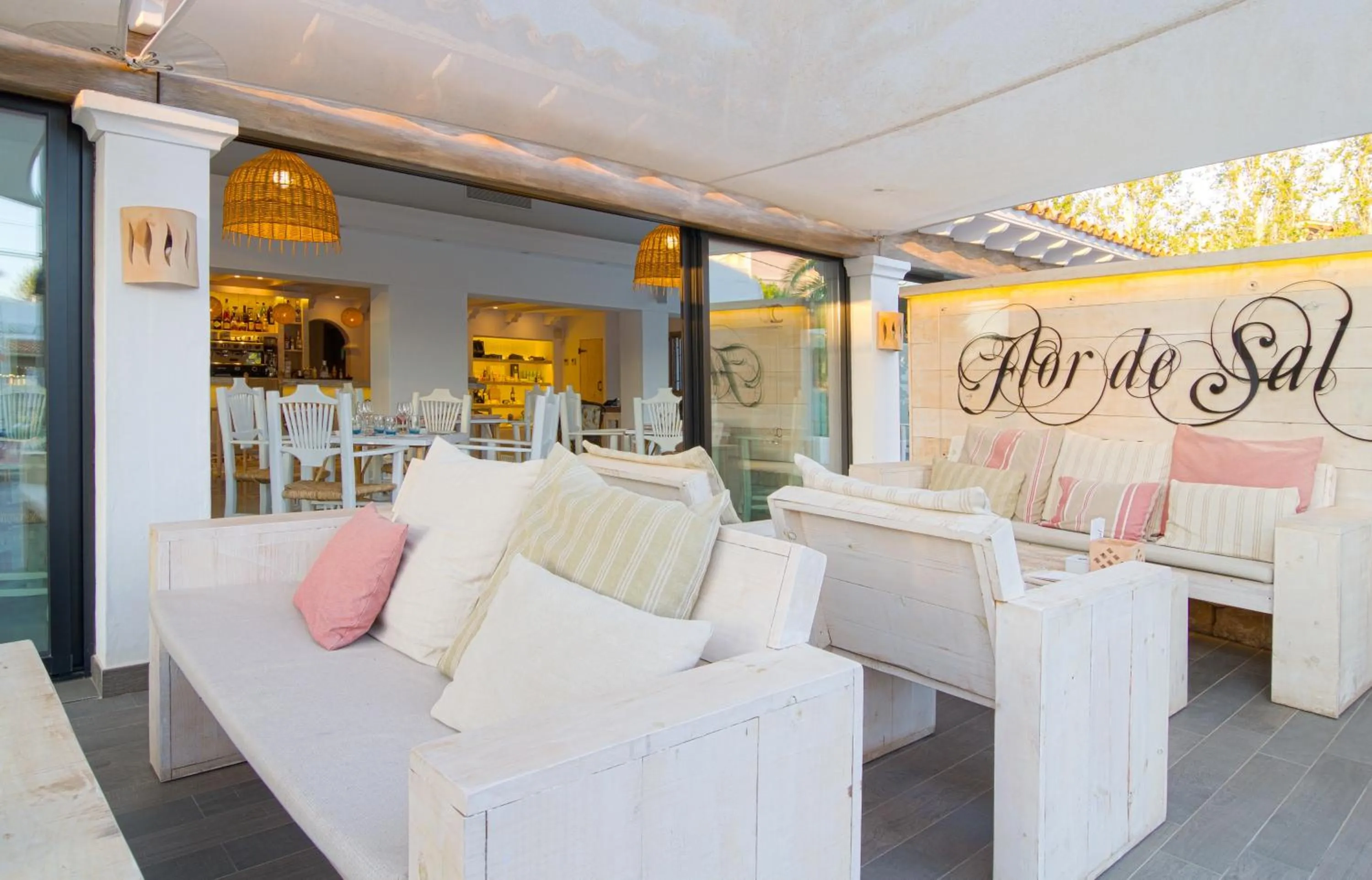 Restaurant/places to eat in Villas S'Argamassa