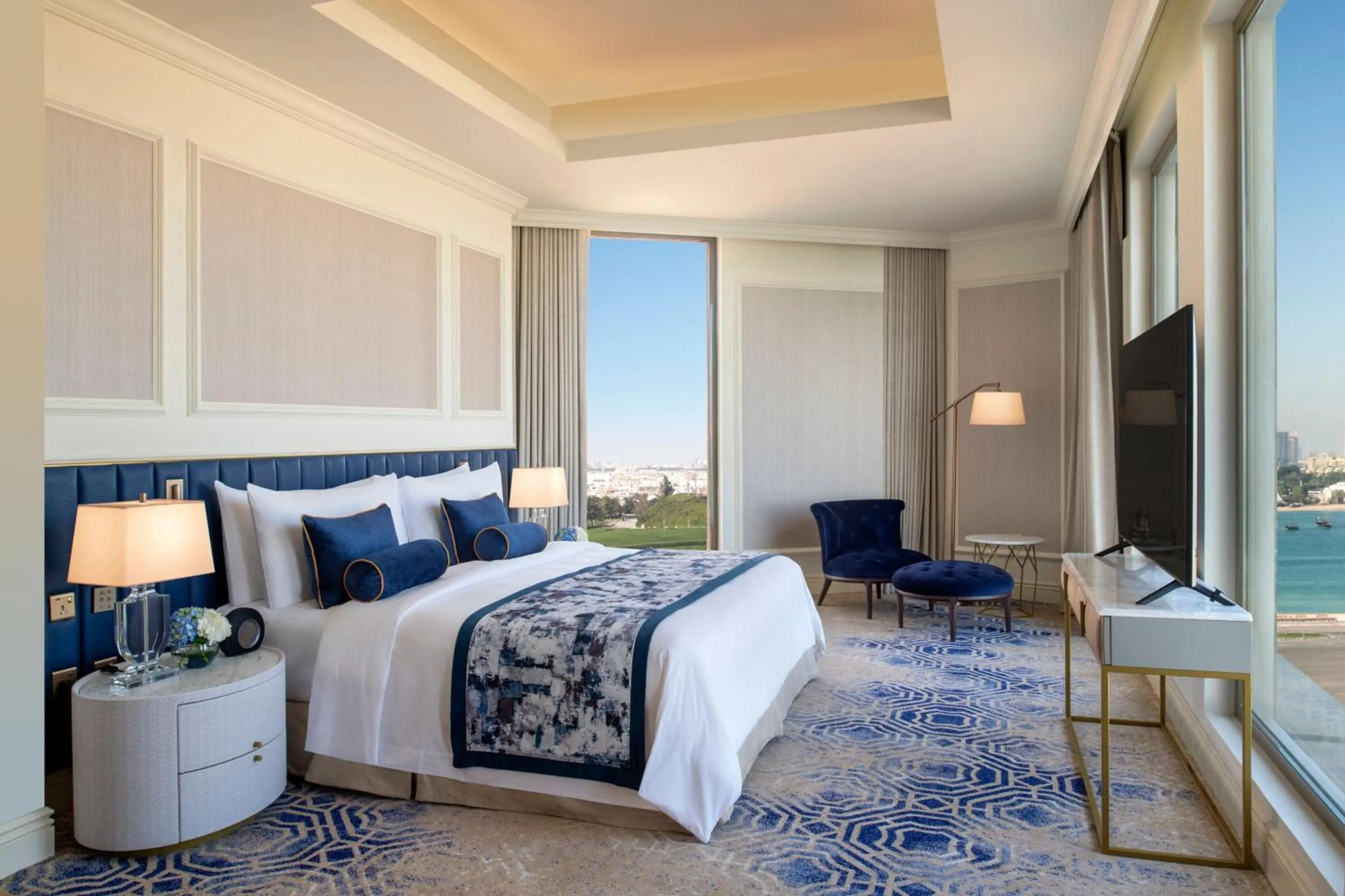 Bedroom, Bed in The St. Regis Doha