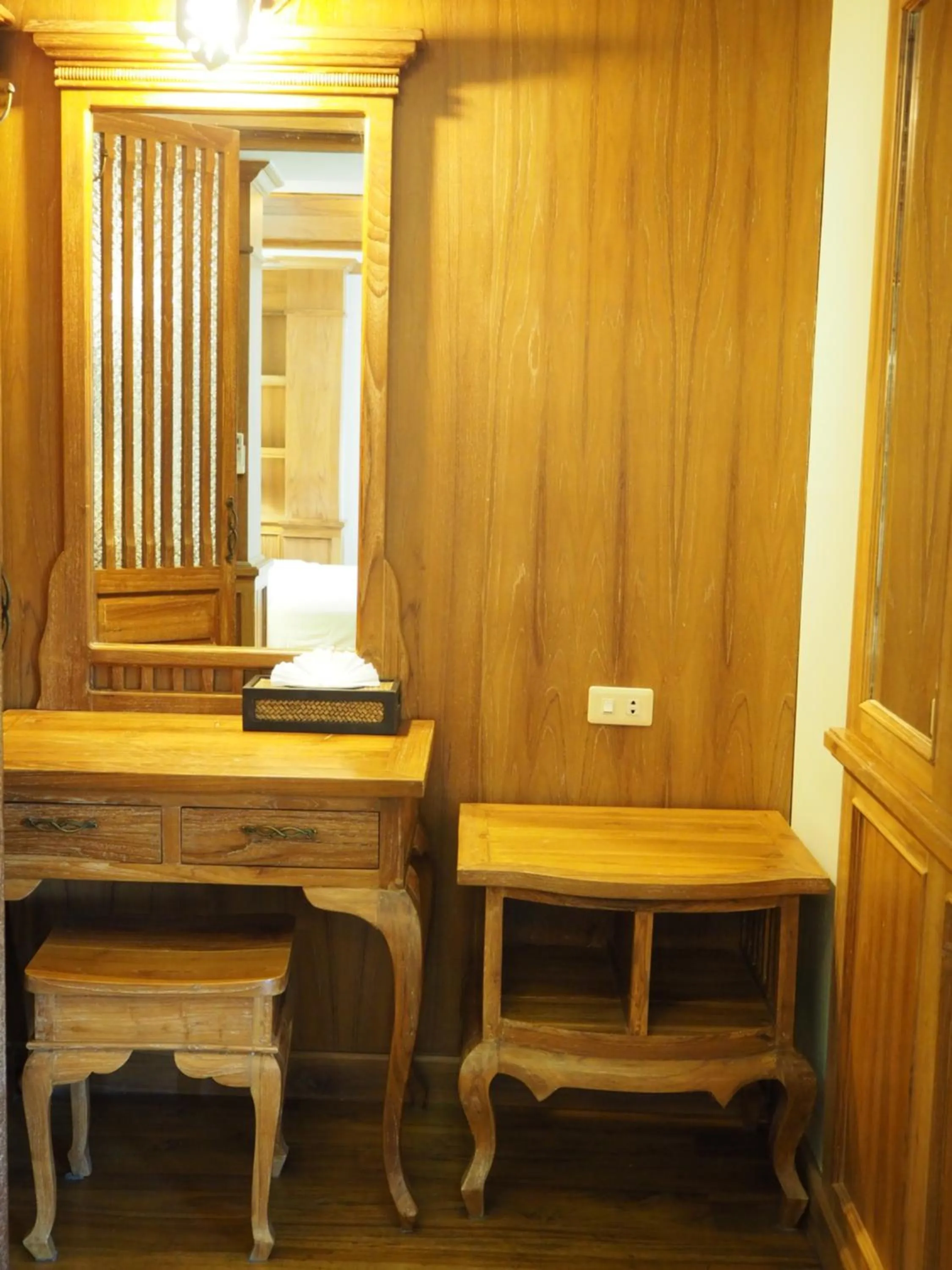 Bedroom in Rich Lanna House