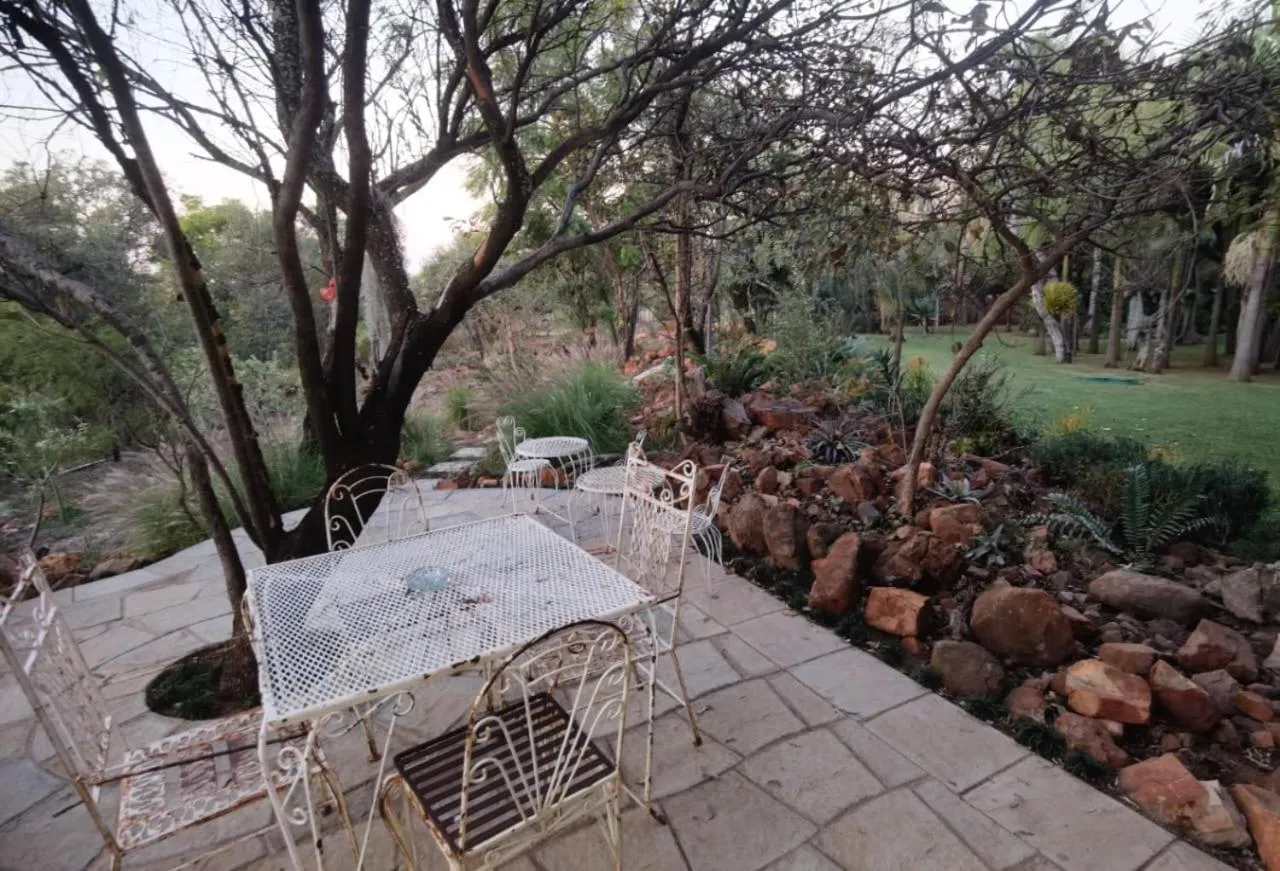 Kitchen or kitchenette in Suikerbosrant Sleep and go