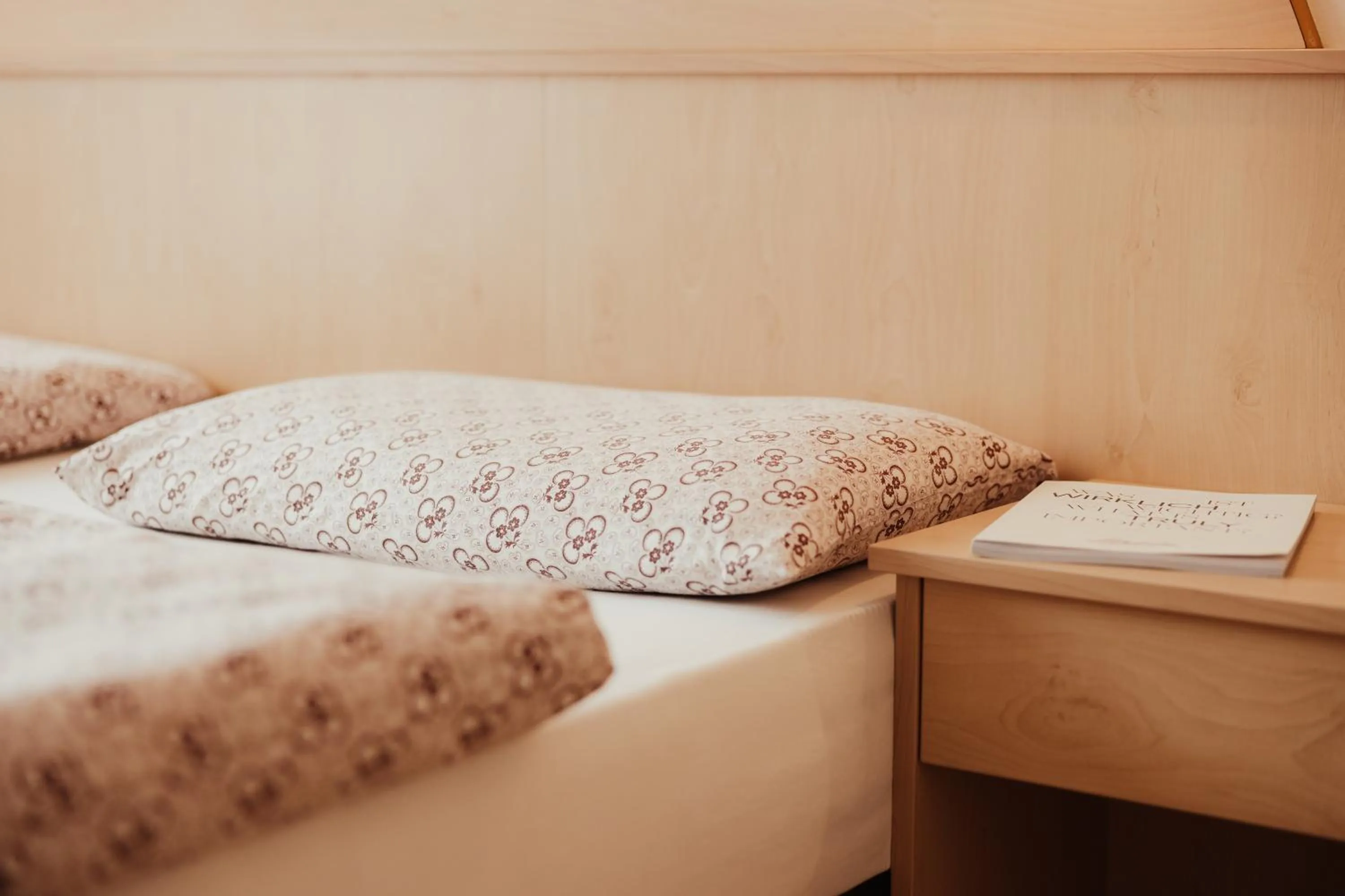 Bed in Residence Costa Burjada