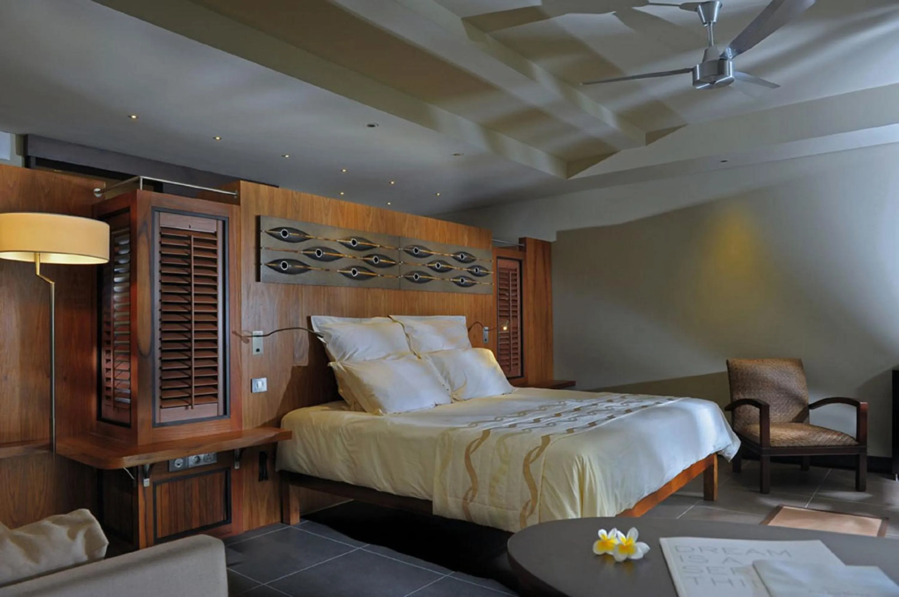 Bed in Trou aux Biches Beachcomber Golf Resort & Spa