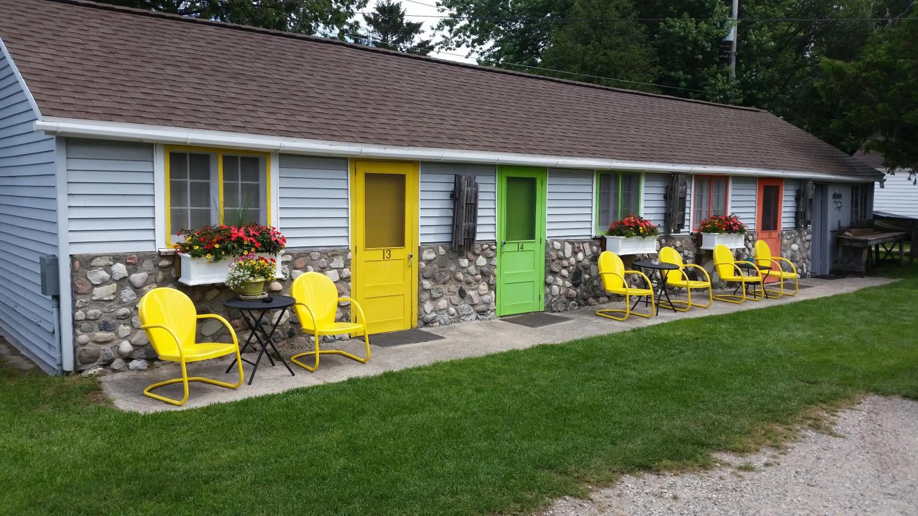 Property building in Bay Port Lodging