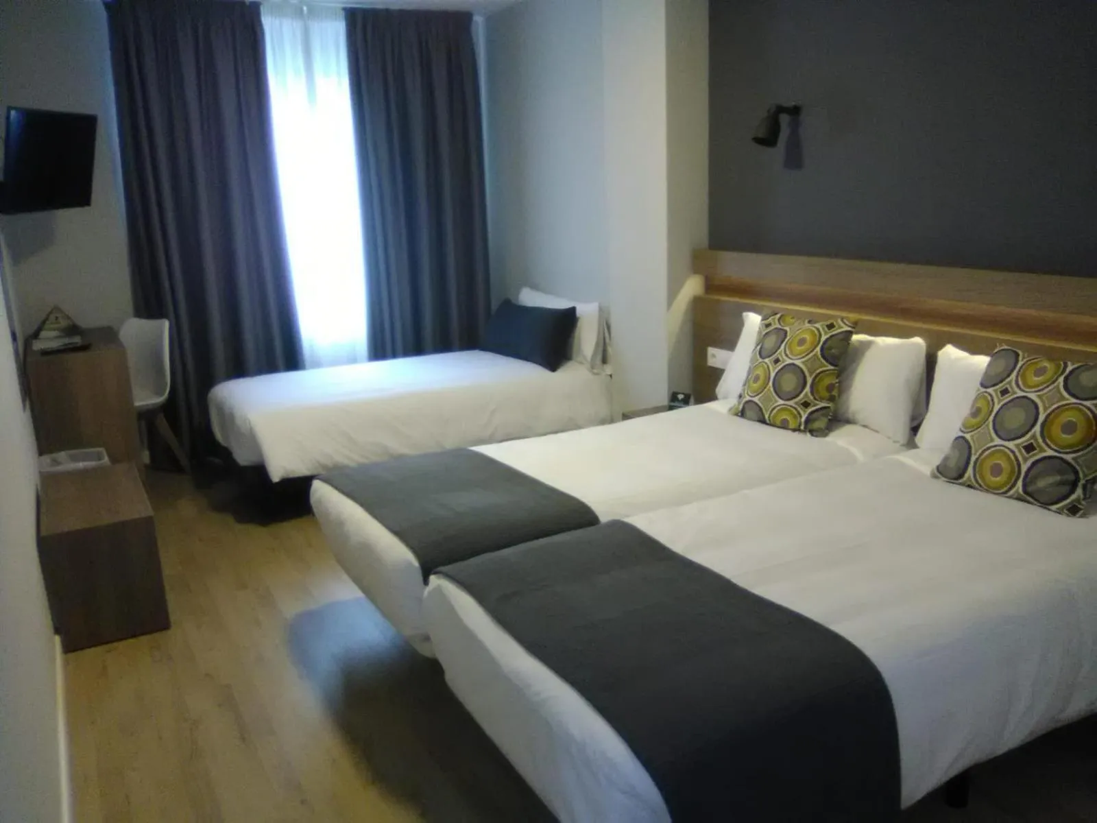 Bedroom, Bed in Hotel Alda Estación Pontevedra