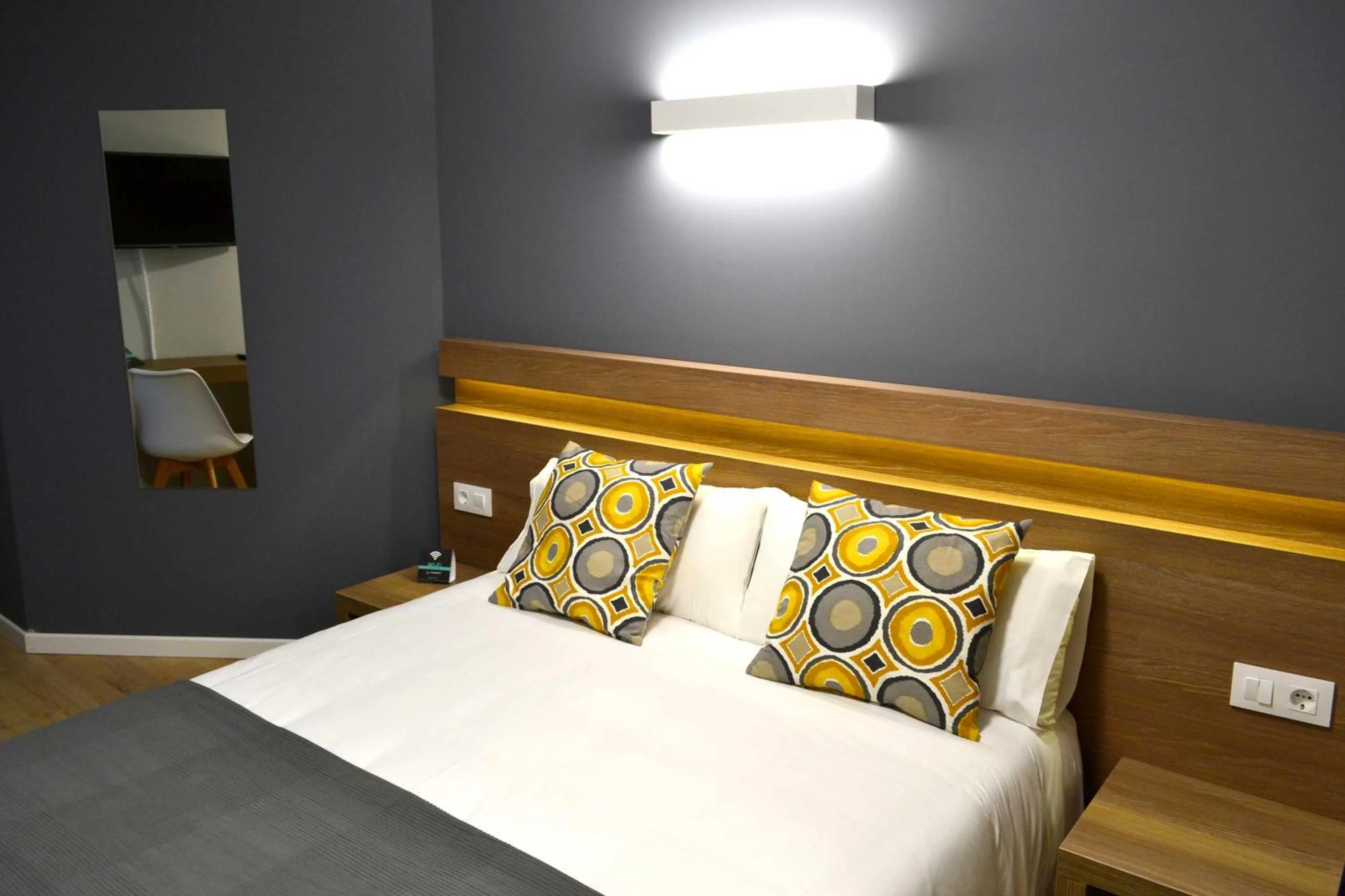 Bedroom, Bed in Hotel Alda Estación Pontevedra