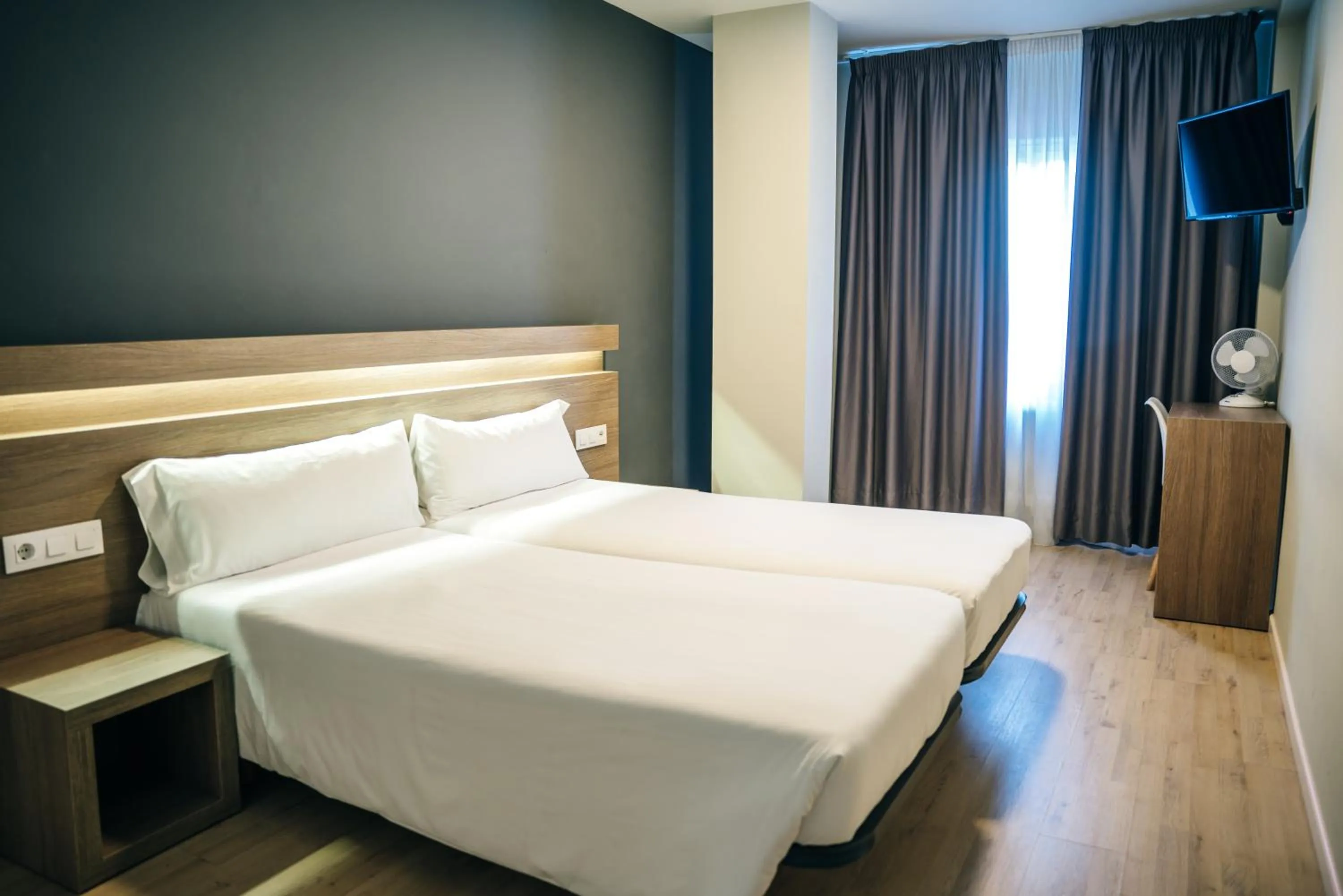 Bed in Hotel Alda Estación Pontevedra