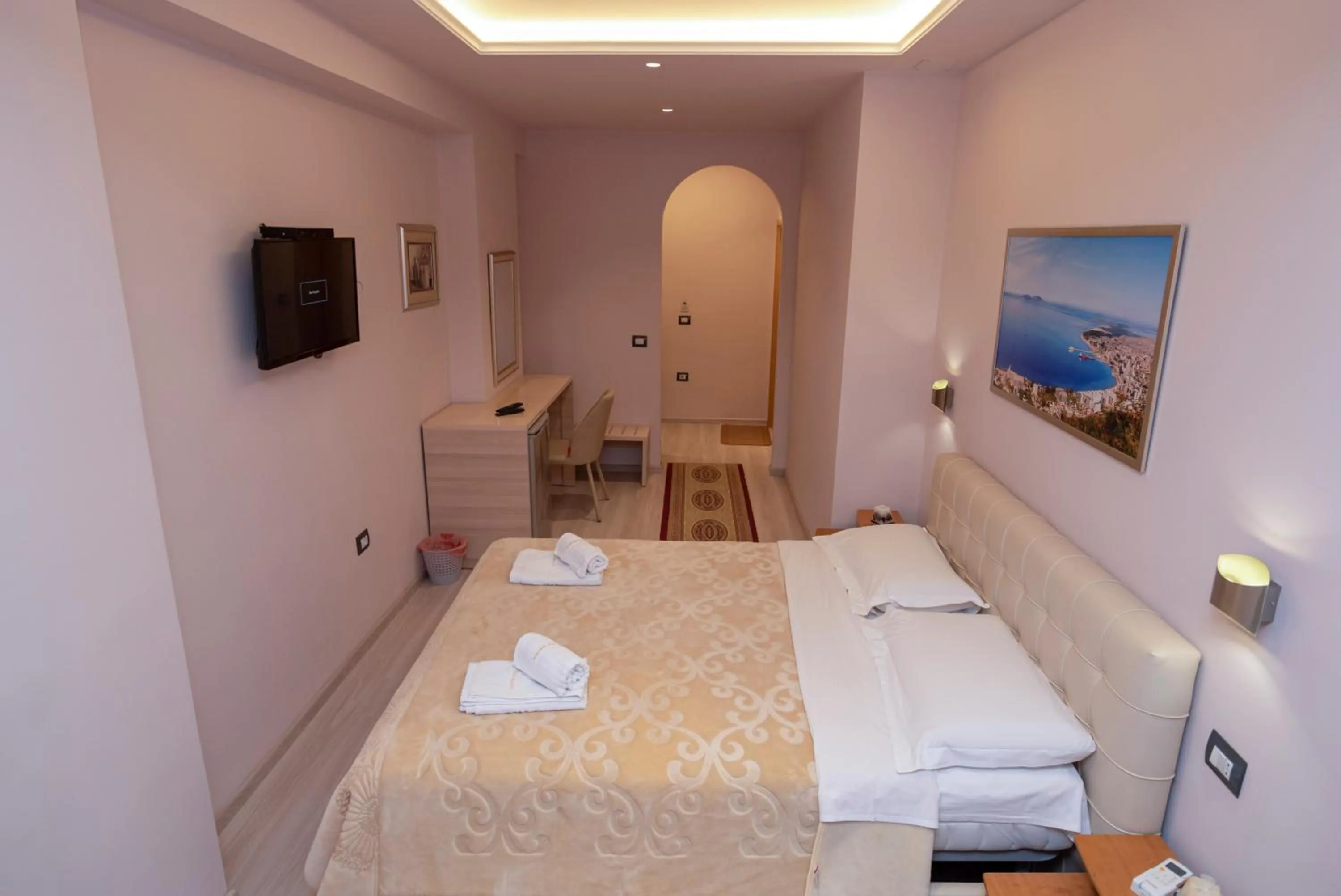 Bed in San Marino Hotel