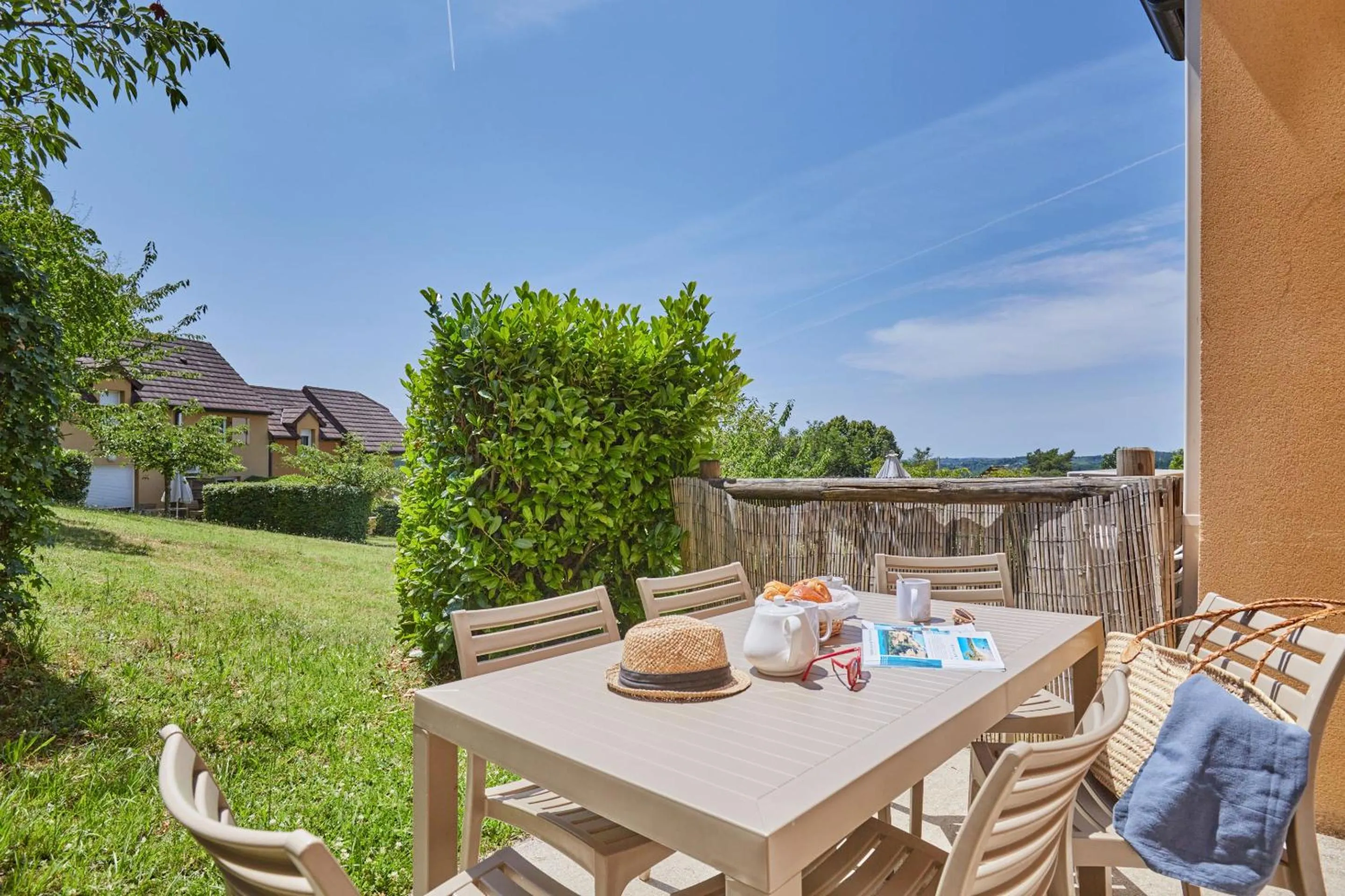 Balcony/Terrace in Résidence Odalys - Les Coteaux de Sarlat