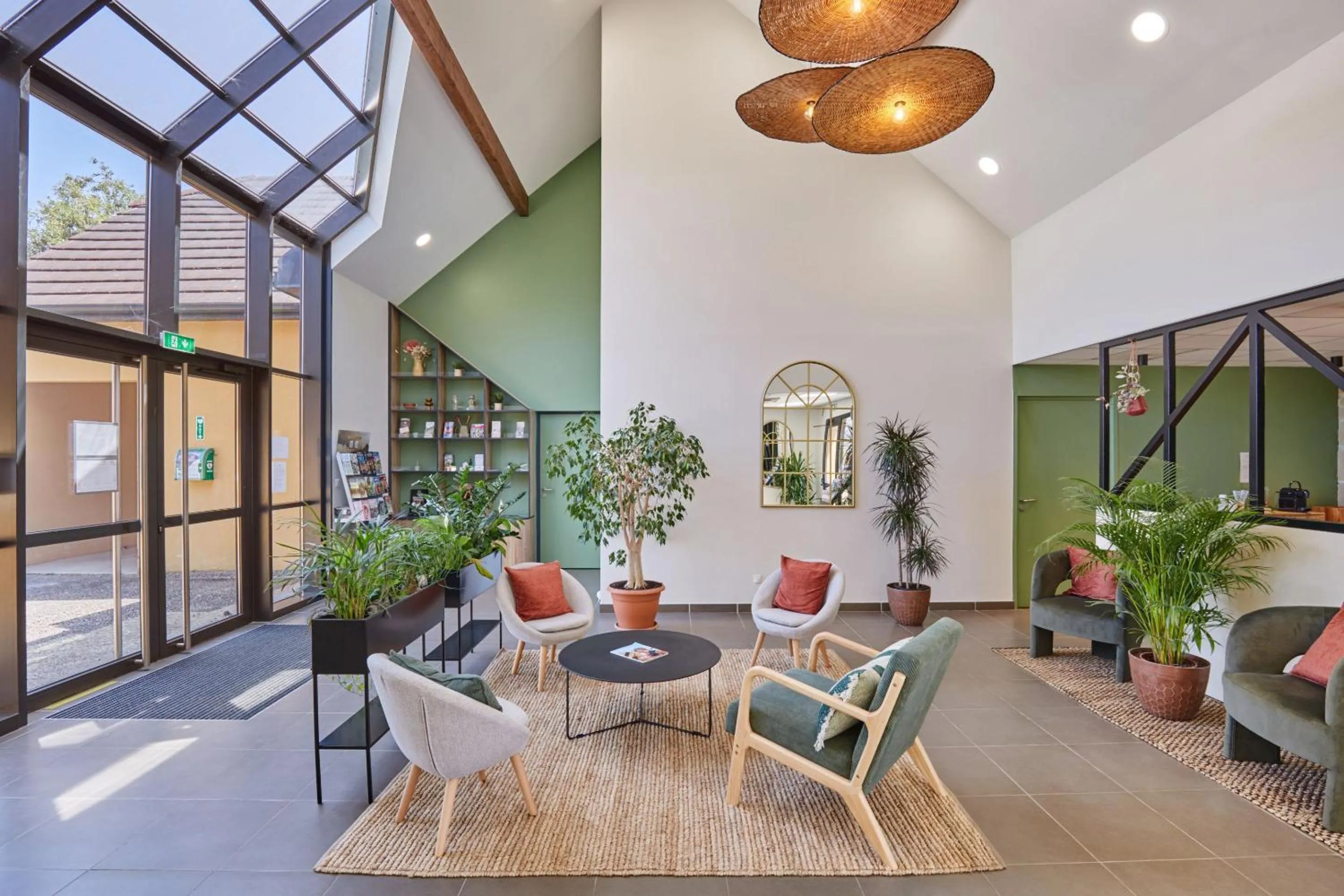 Lobby or reception in Résidence Odalys - Les Coteaux de Sarlat
