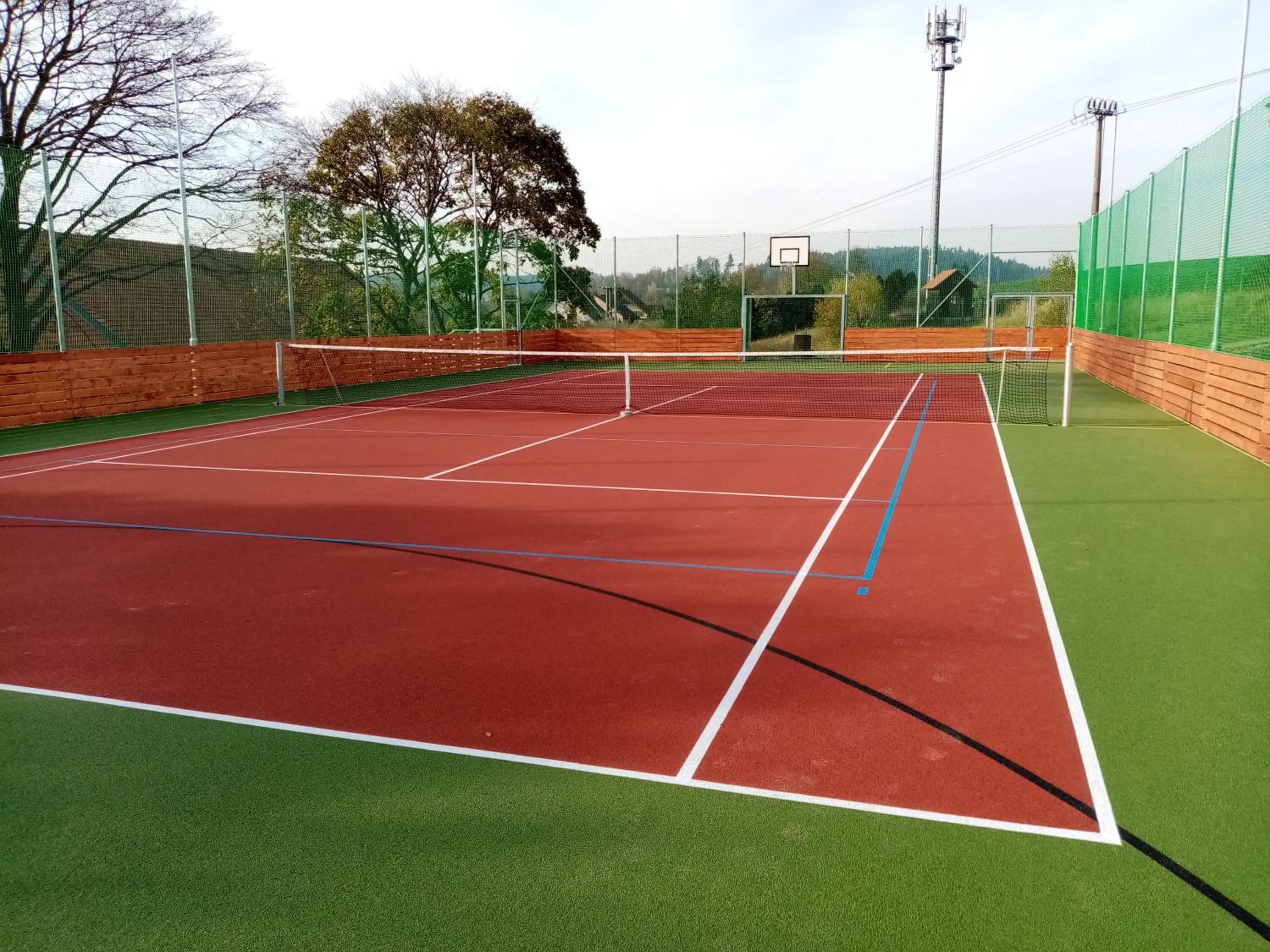 Tennis court in Hotel Rustikal