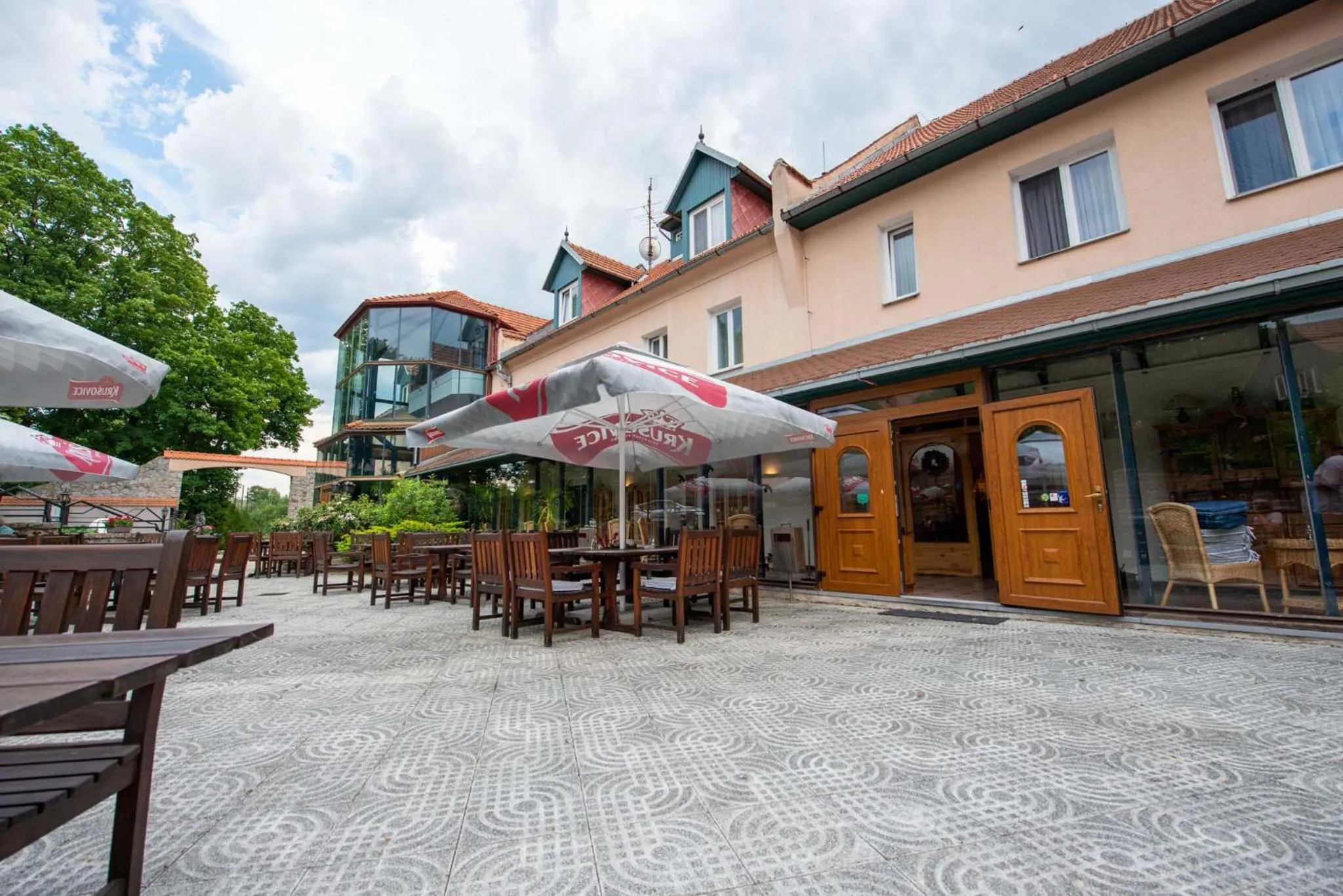 Property building in Hotel Rustikal