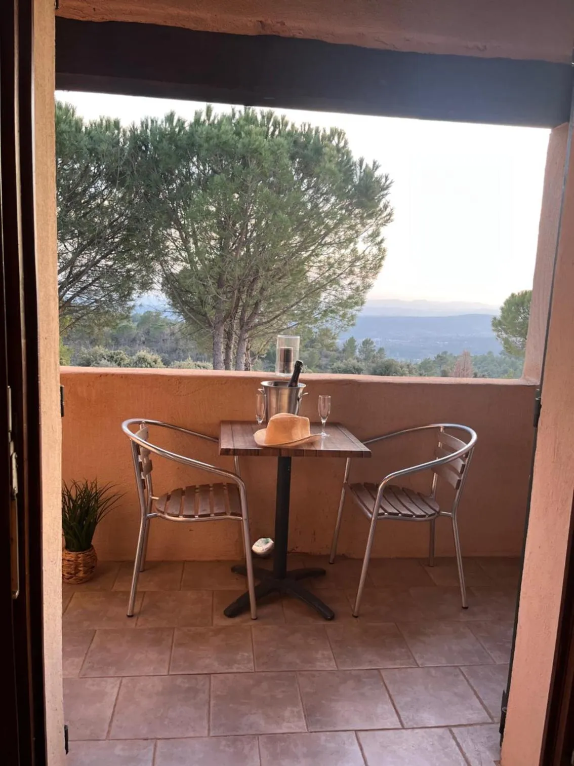 Property building in Le Mas des Collines