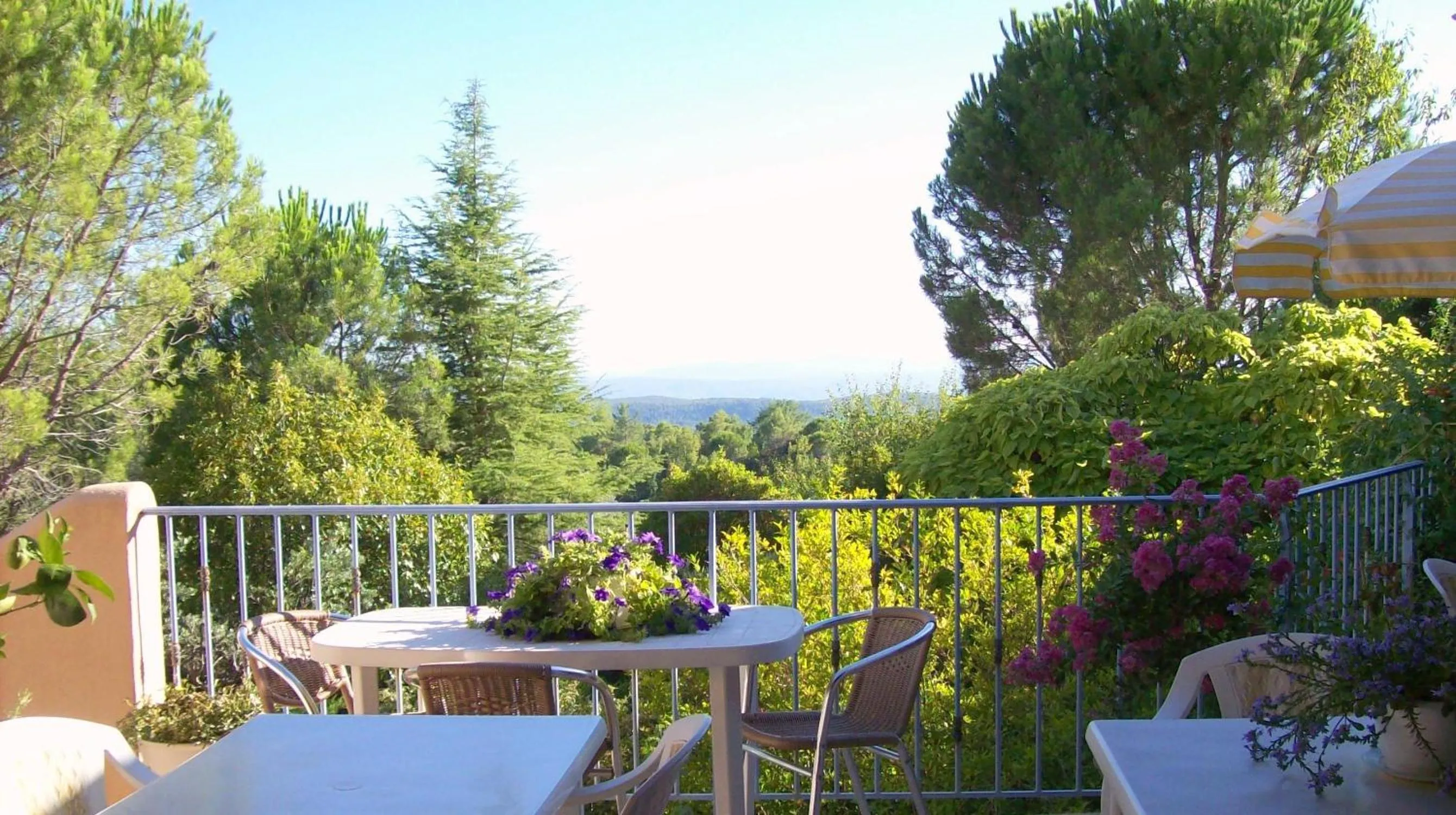 Balcony/Terrace in Le Mas des Collines